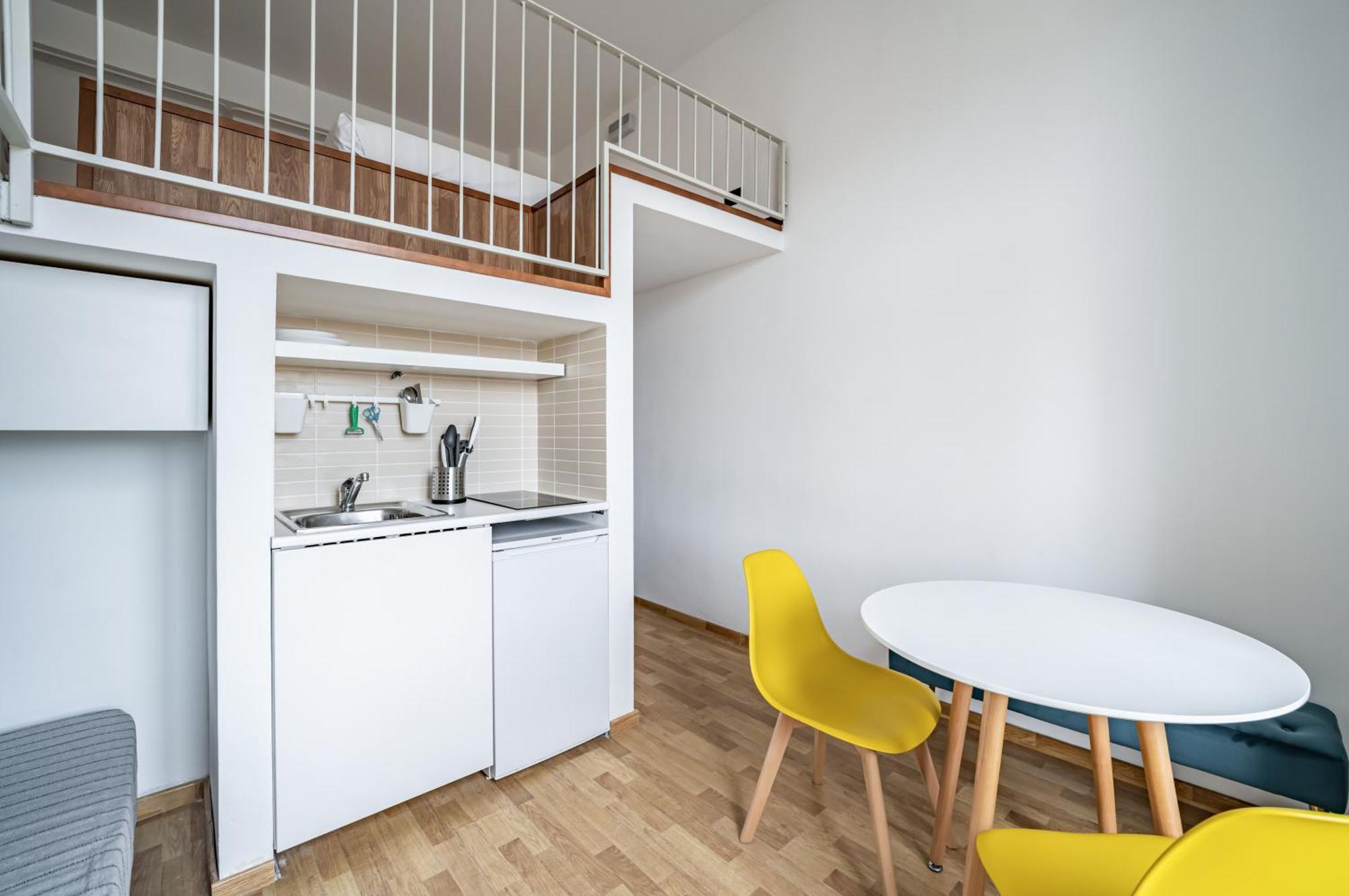 Magenta Long Let Apts Mailand