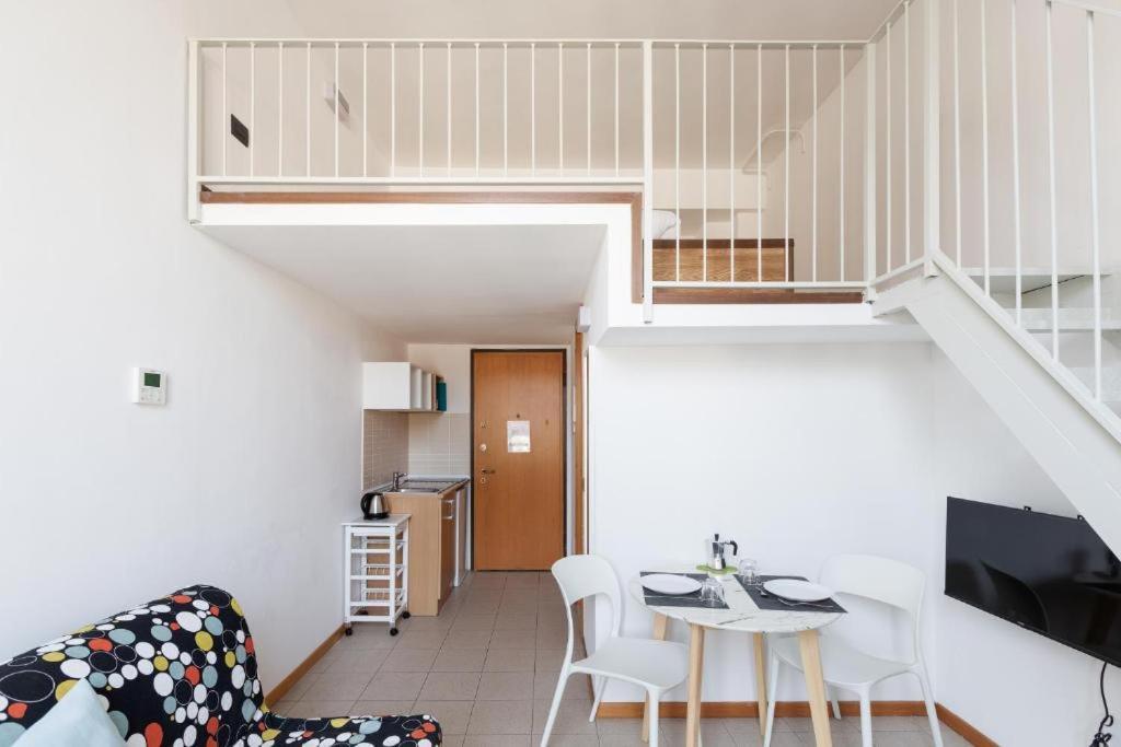 Magenta Long Let Apts Mailand