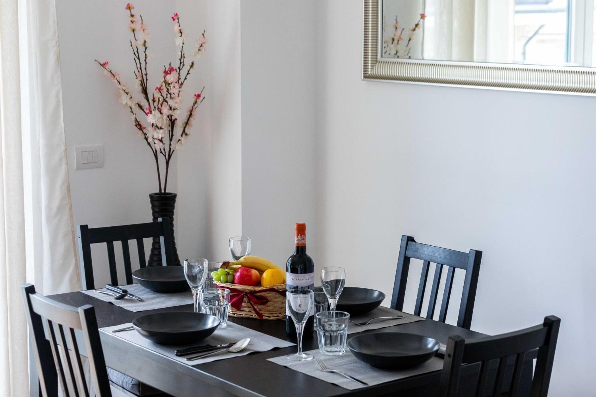 Luxury In Quadrilatero Della Moda - Brera Moscova Duomo Appartement *