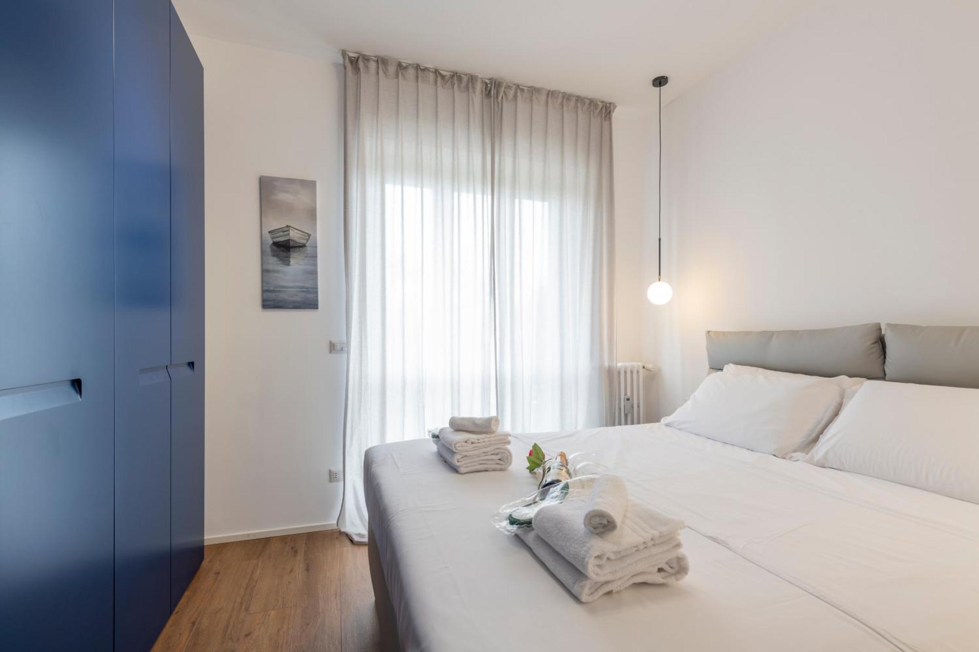 Appartement Giambellino, 128 - Al Giambellino, Ampio E Comodo