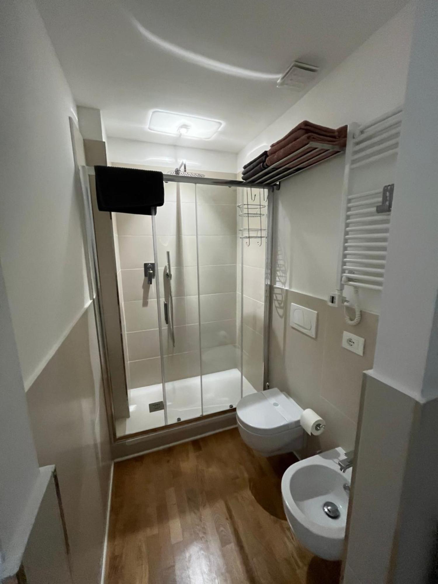 Cherry's House M1 Bande Nere - San Siro- M4 Linate Mailand