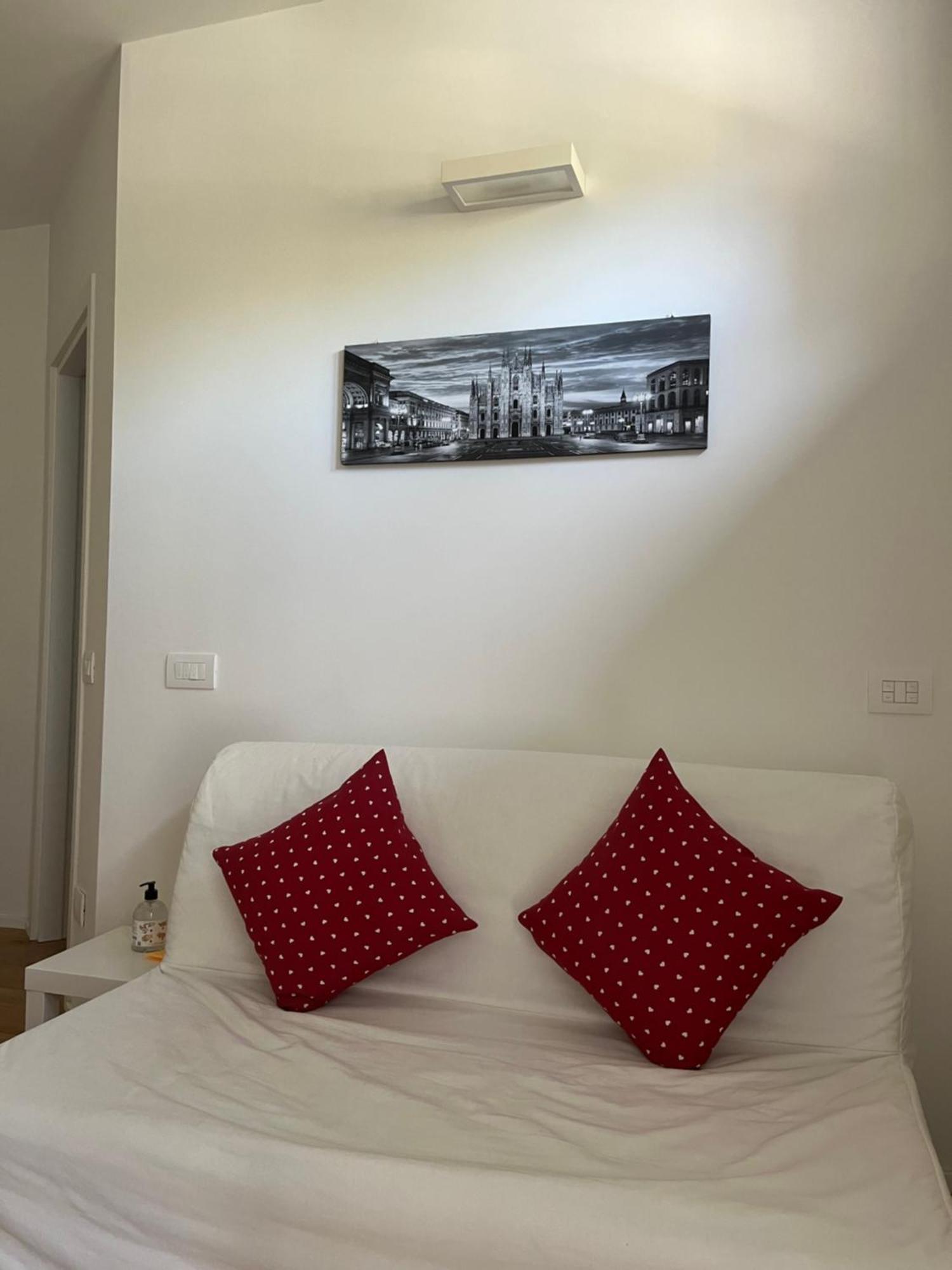 Apartment Cherry's House M1 Bande Nere - San Siro- M4 Linate