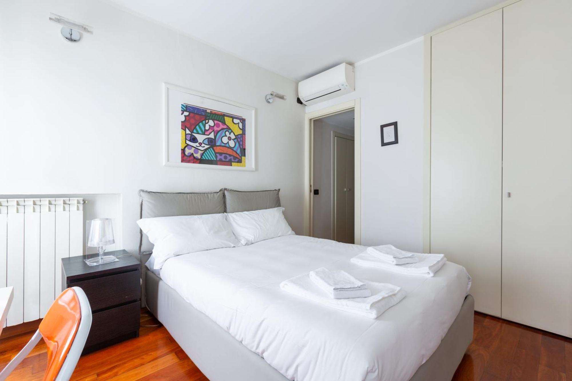 Apartment Cosy Two Bedroom Close To Navigli Milan