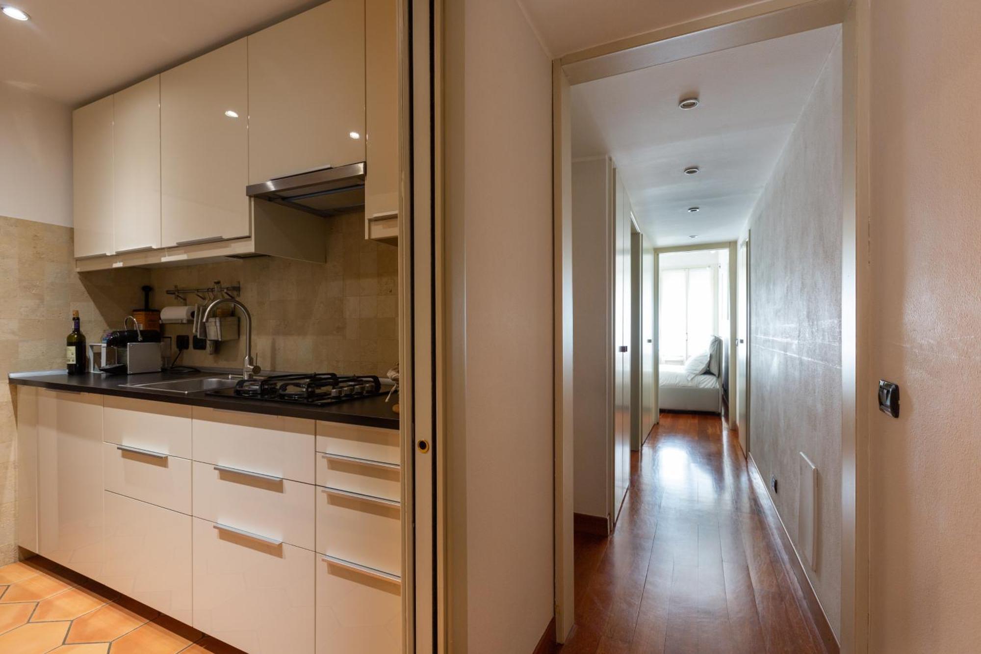 Cosy Two Bedroom Close To Navigli Apartment