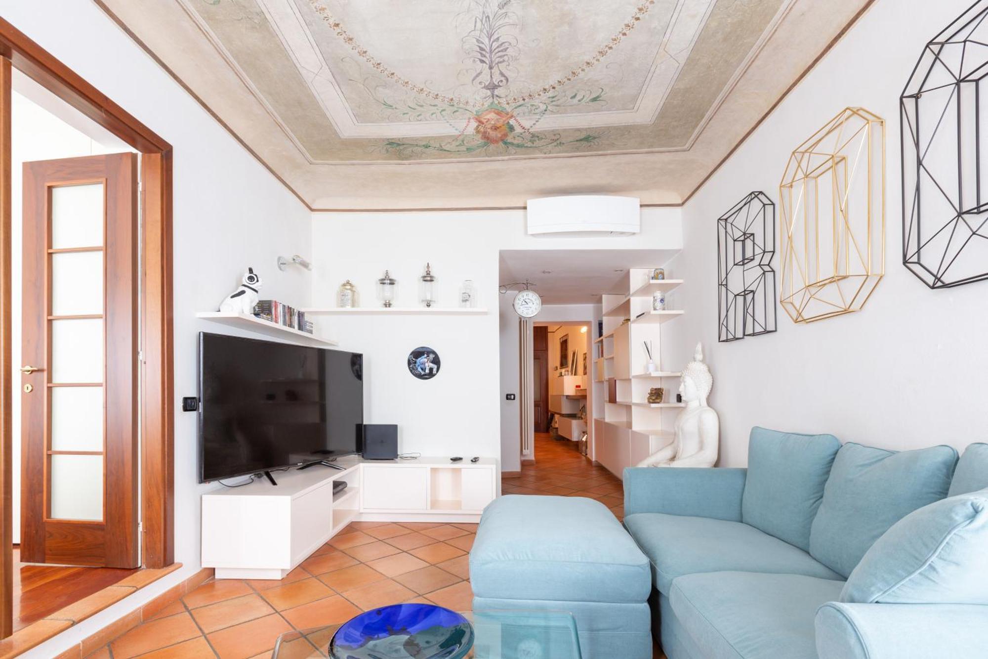 Cosy Two Bedroom Close To Navigli
