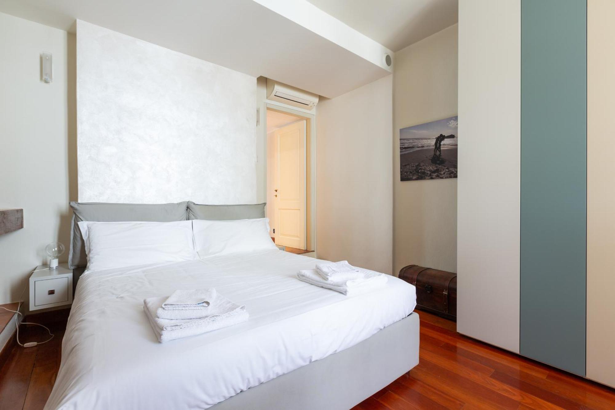 Cosy Two Bedroom Close To Navigli Apartment *