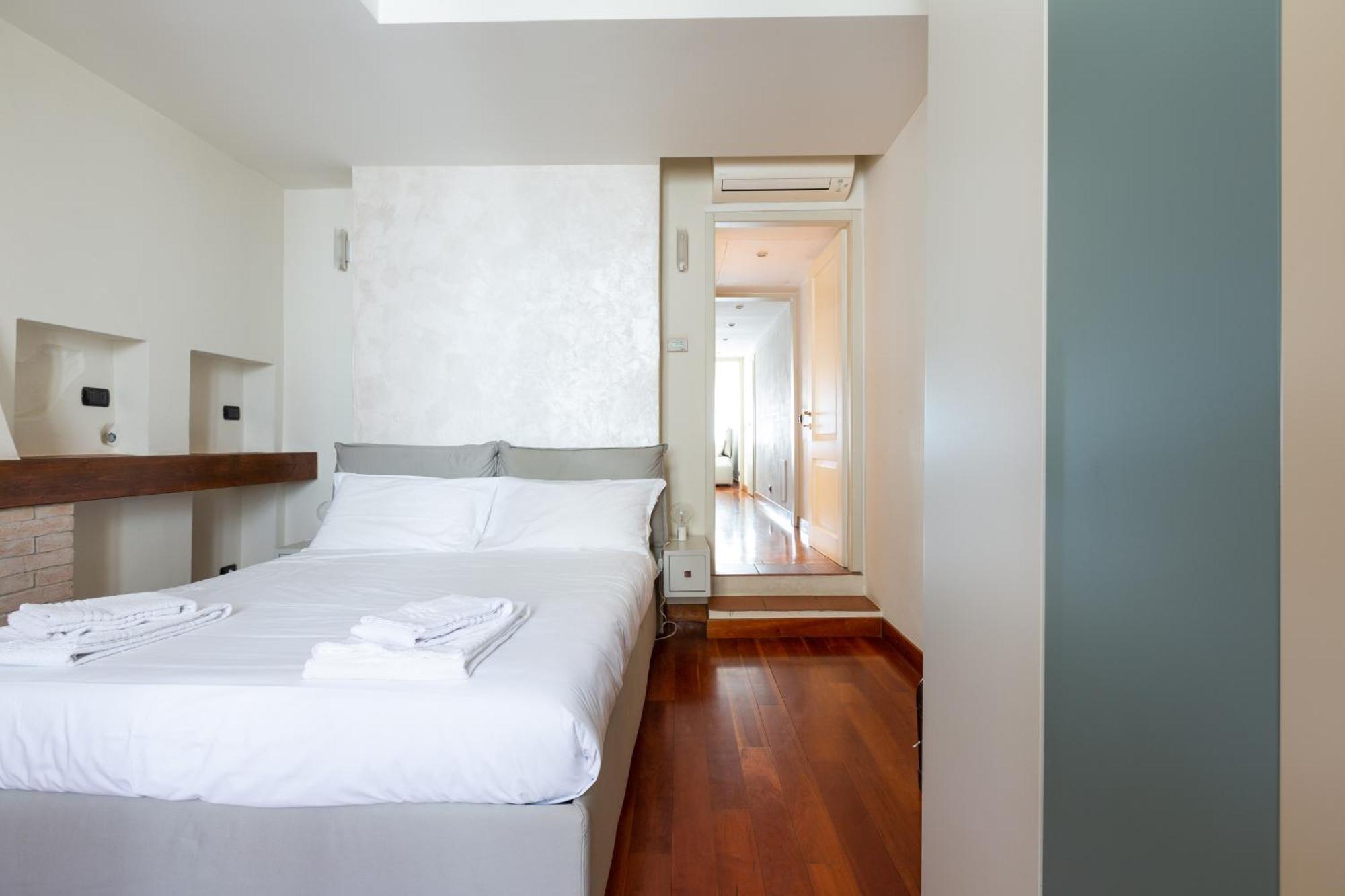 Apartment Cosy Two Bedroom Close To Navigli Milan
