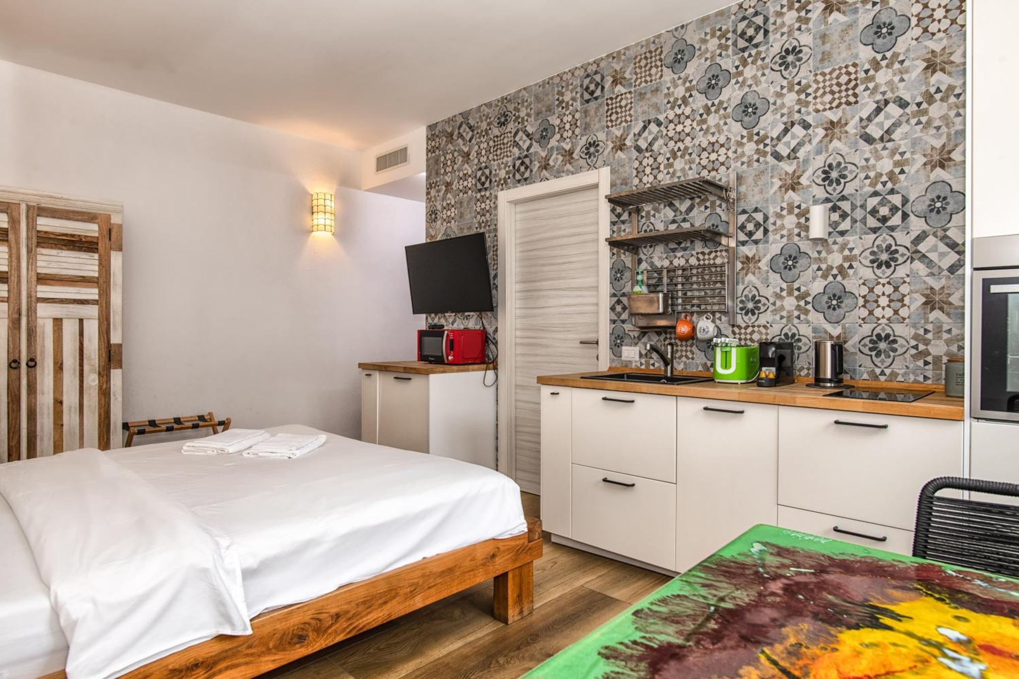 Luxury Cozy By Station - Cafe Appartement