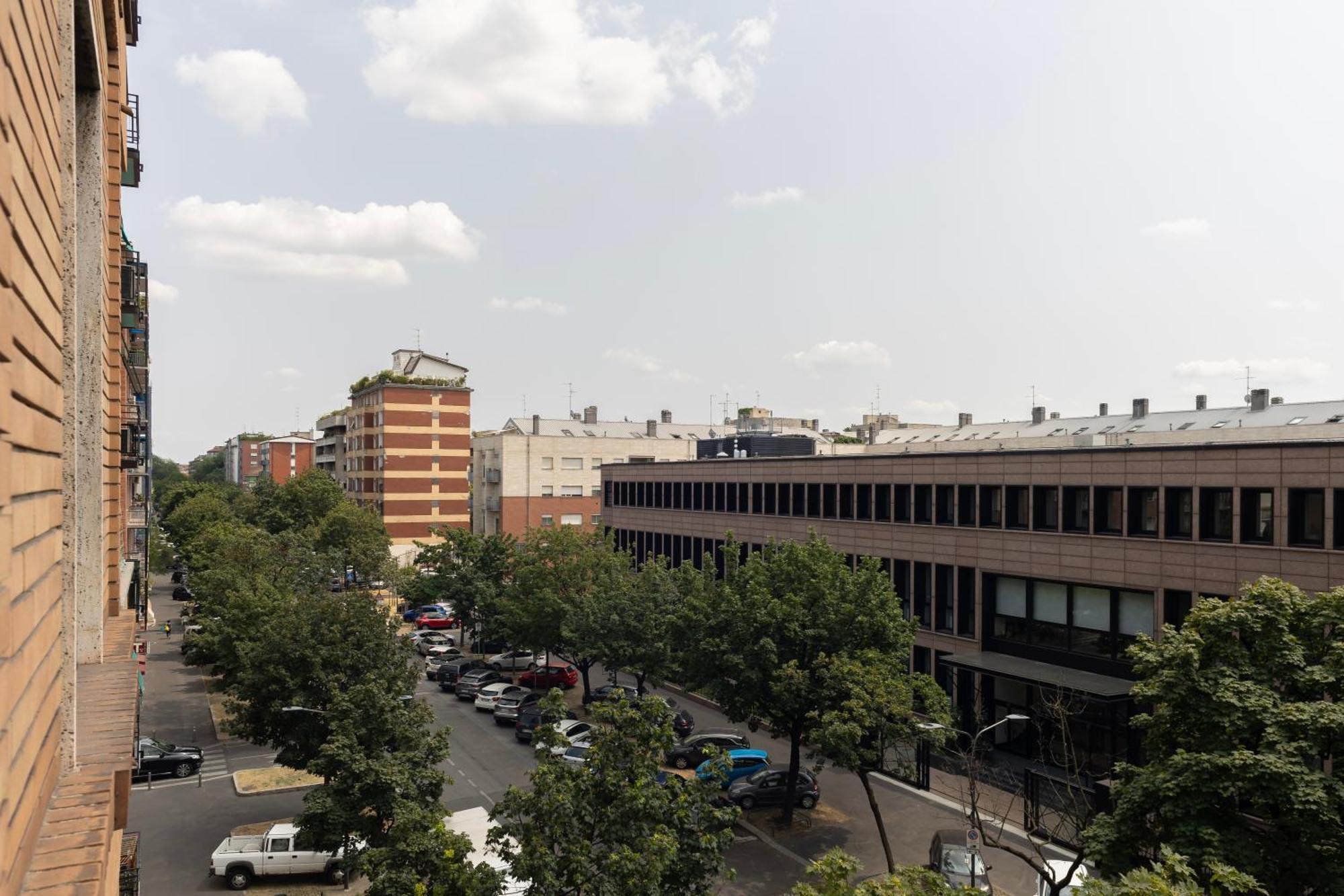 Appartement Elegante Bilocale In De Angeli - Piazzale Siena *