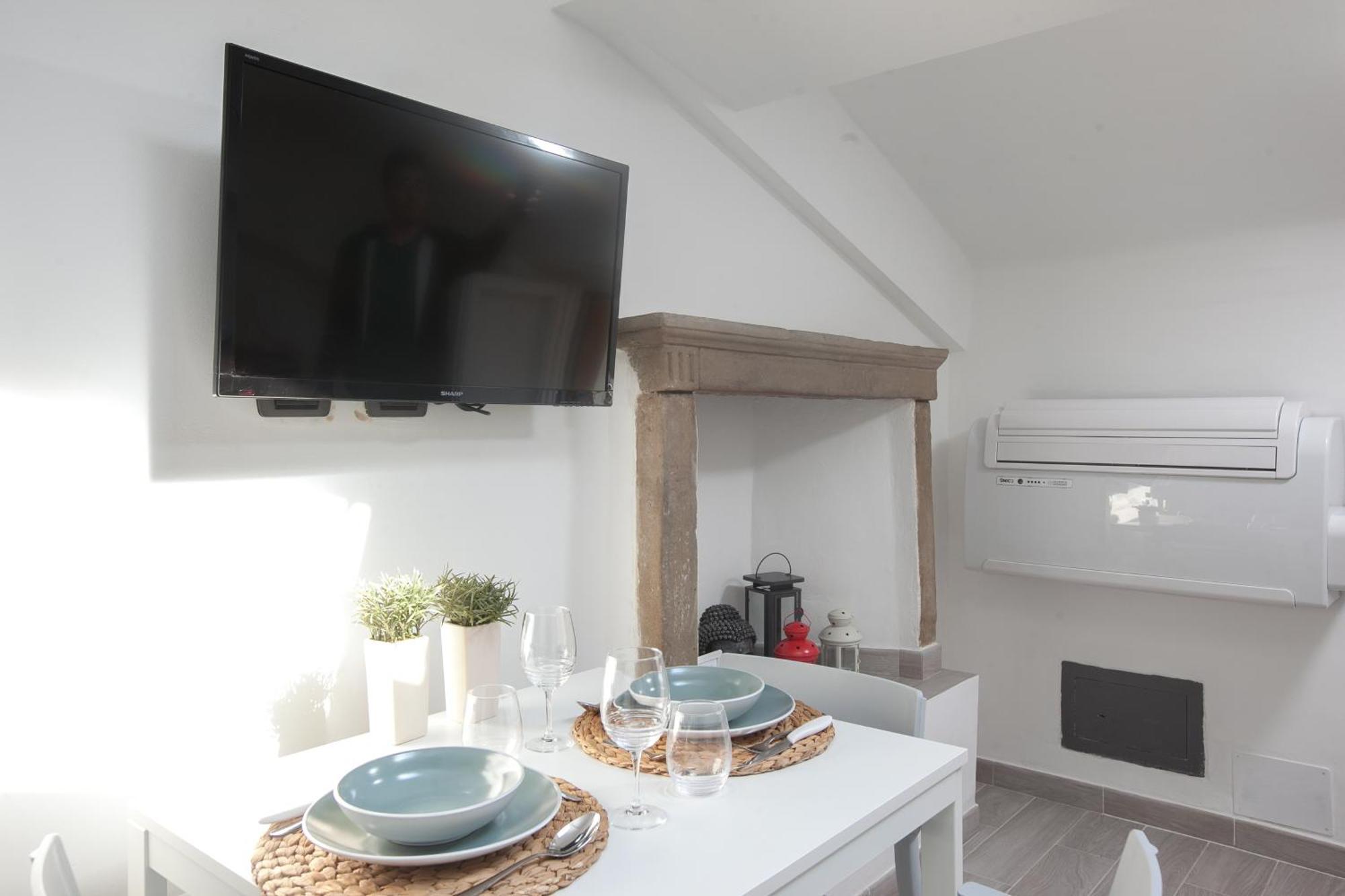 Appartement Amazing And New Penthouse In Center Milaan