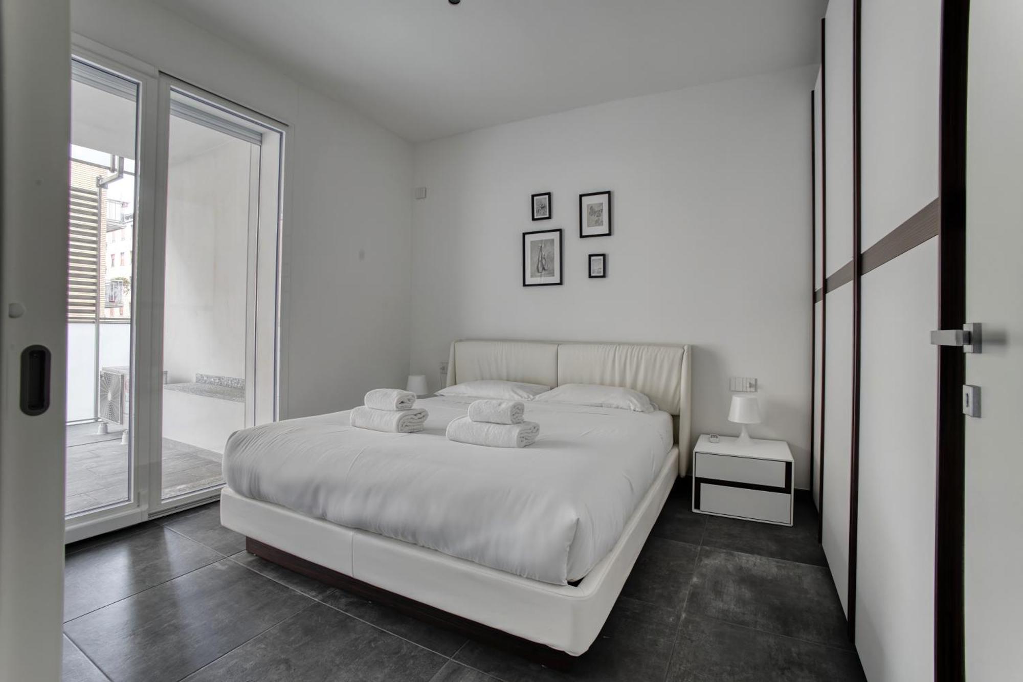 Appartamento Just Urban - With 40sqm Terrace - Solari Milano