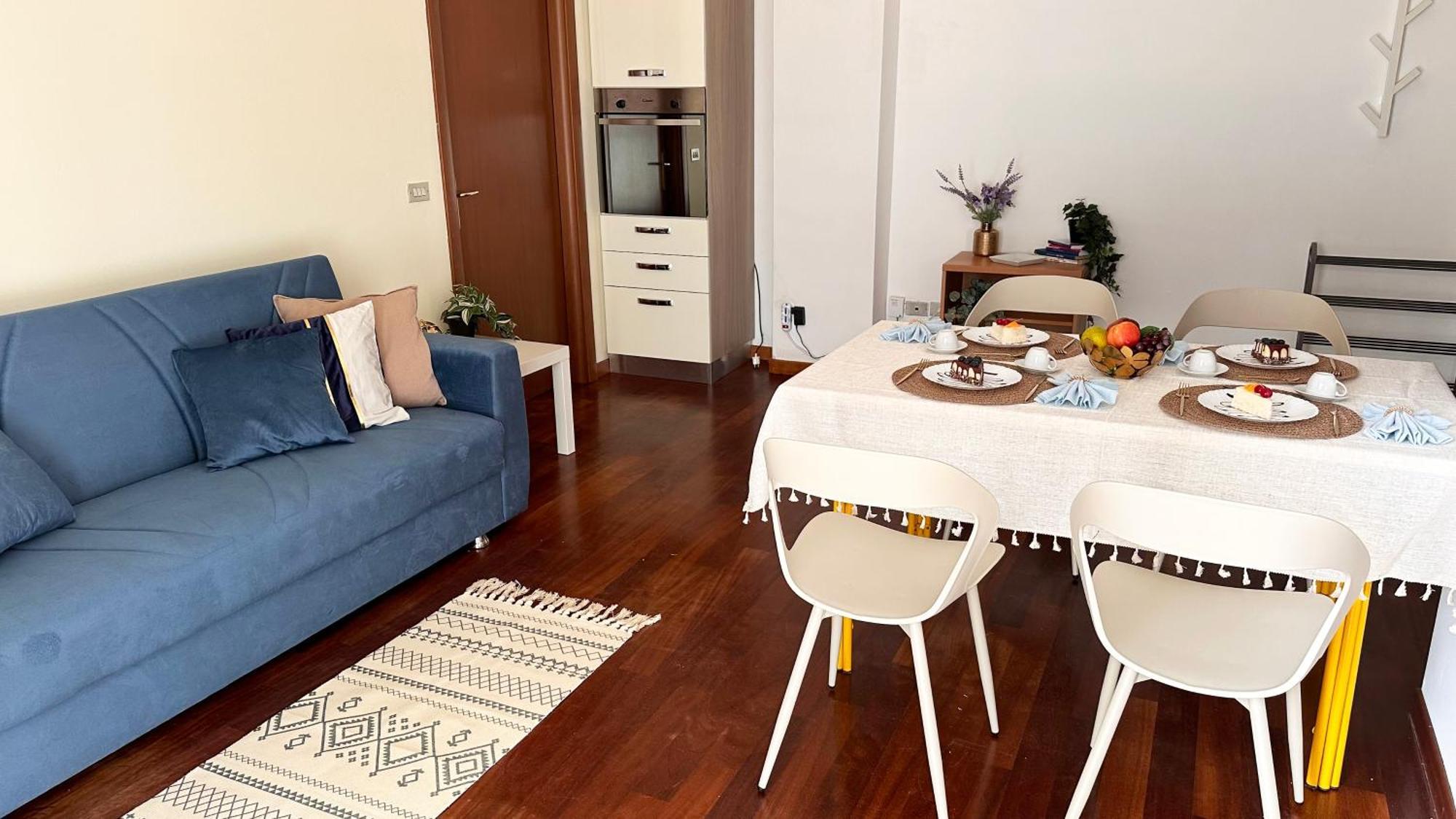 Ihost - Bergamo 12 * Mailand