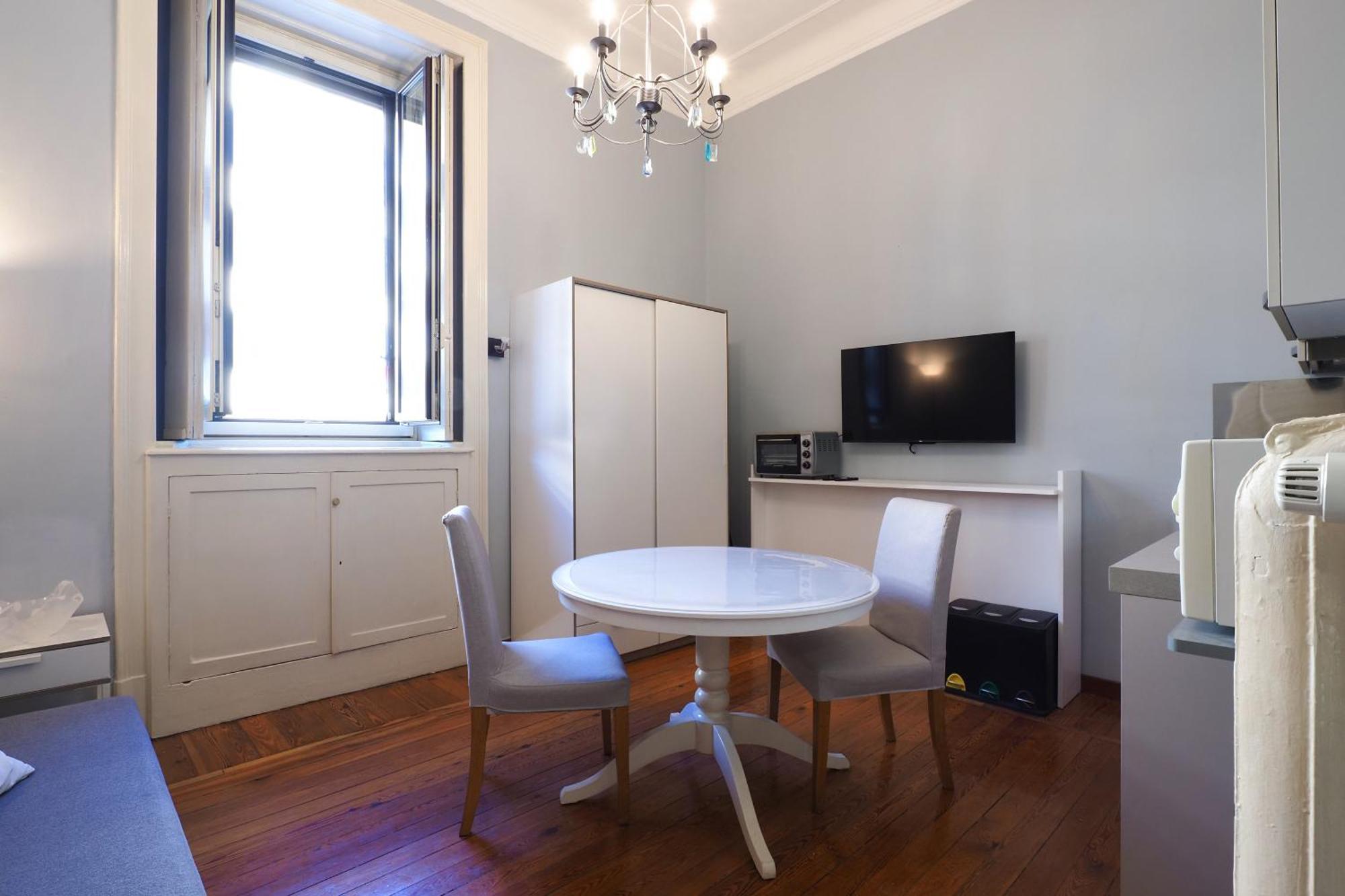 Apartment Mila Pisacane *