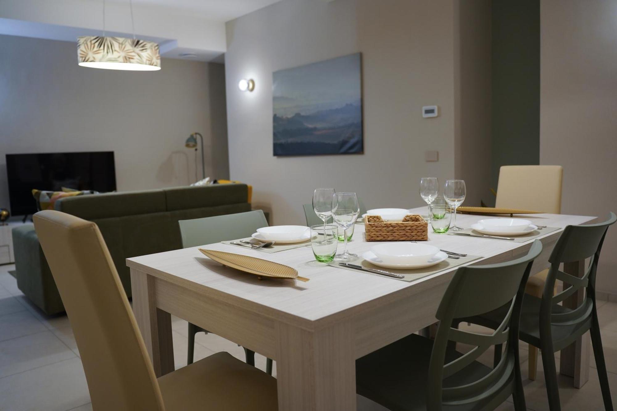 Monumentale M5 - 6 Ospiti & Famiglie Con 2 Bagni E *
