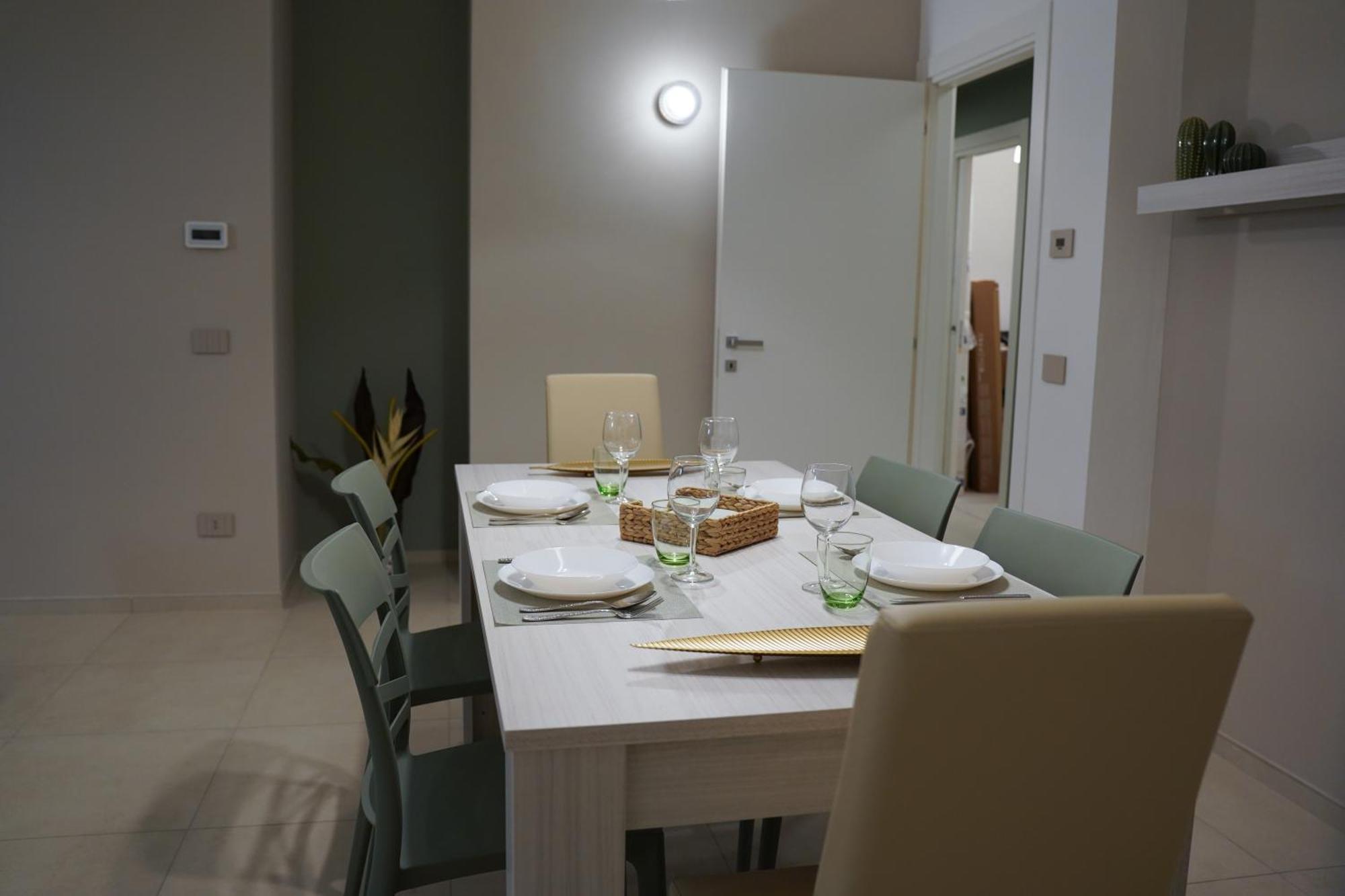 Apartment Monumentale M5 - 6 Ospiti & Famiglie Con 2 Bagni E