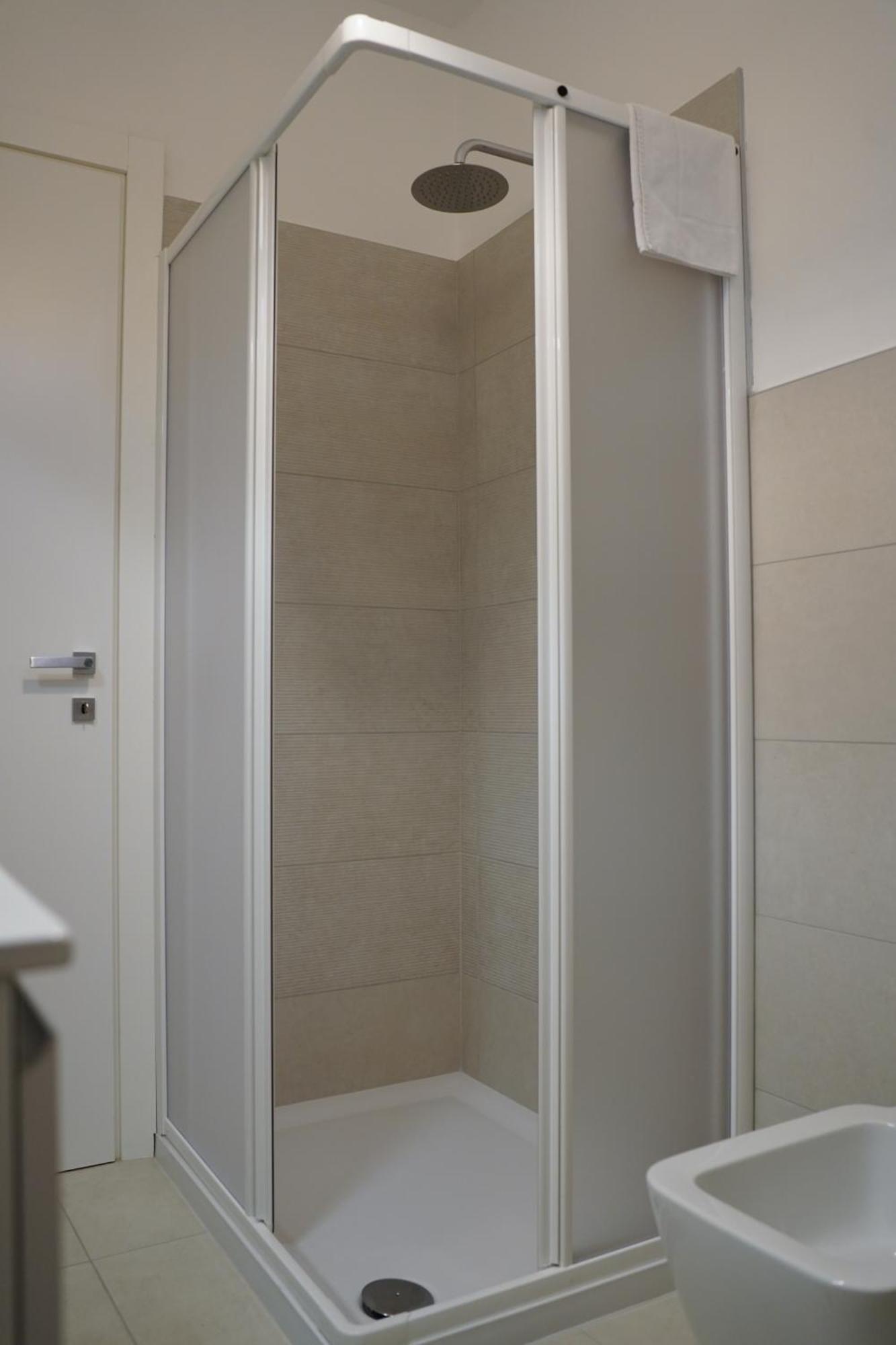 Apartment Monumentale M5 - 6 Ospiti & Famiglie Con 2 Bagni E *