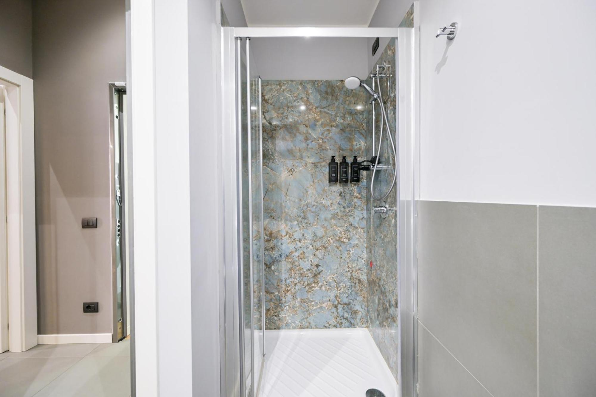 Porta 92 Romana Apartment