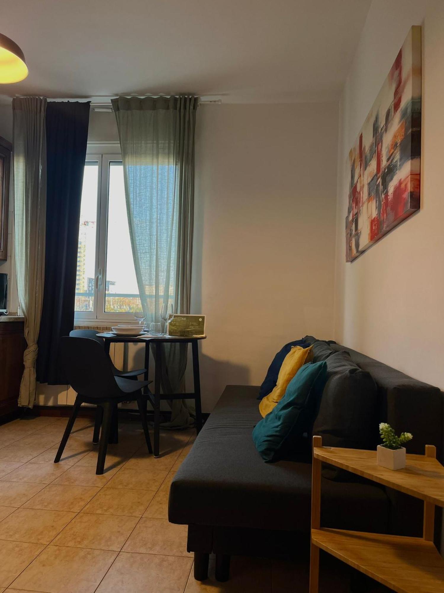 Guest Planet - Zona Bicocca Intero Apartment