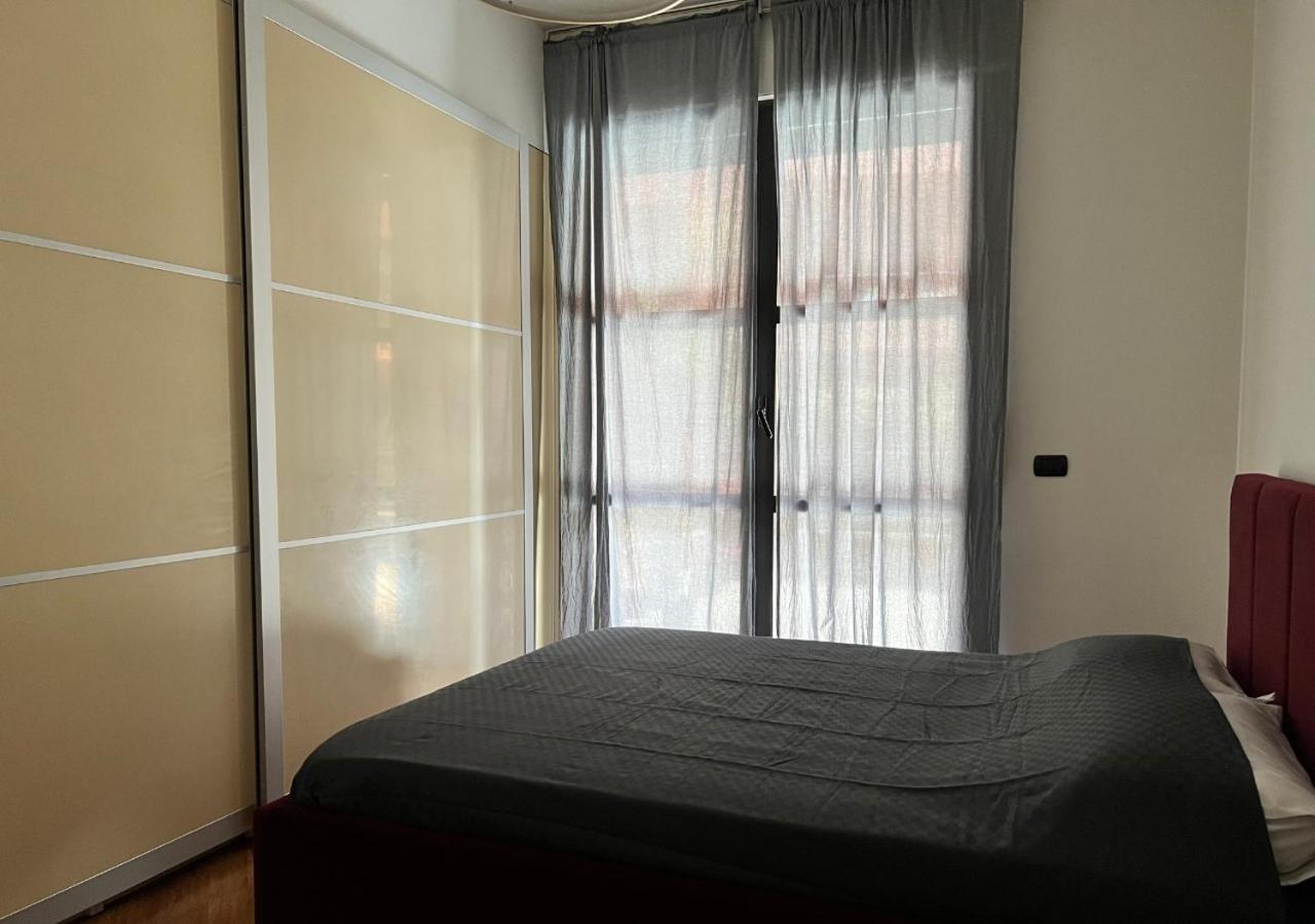 Apartment La Casa Di Charlie - Stazione Milan