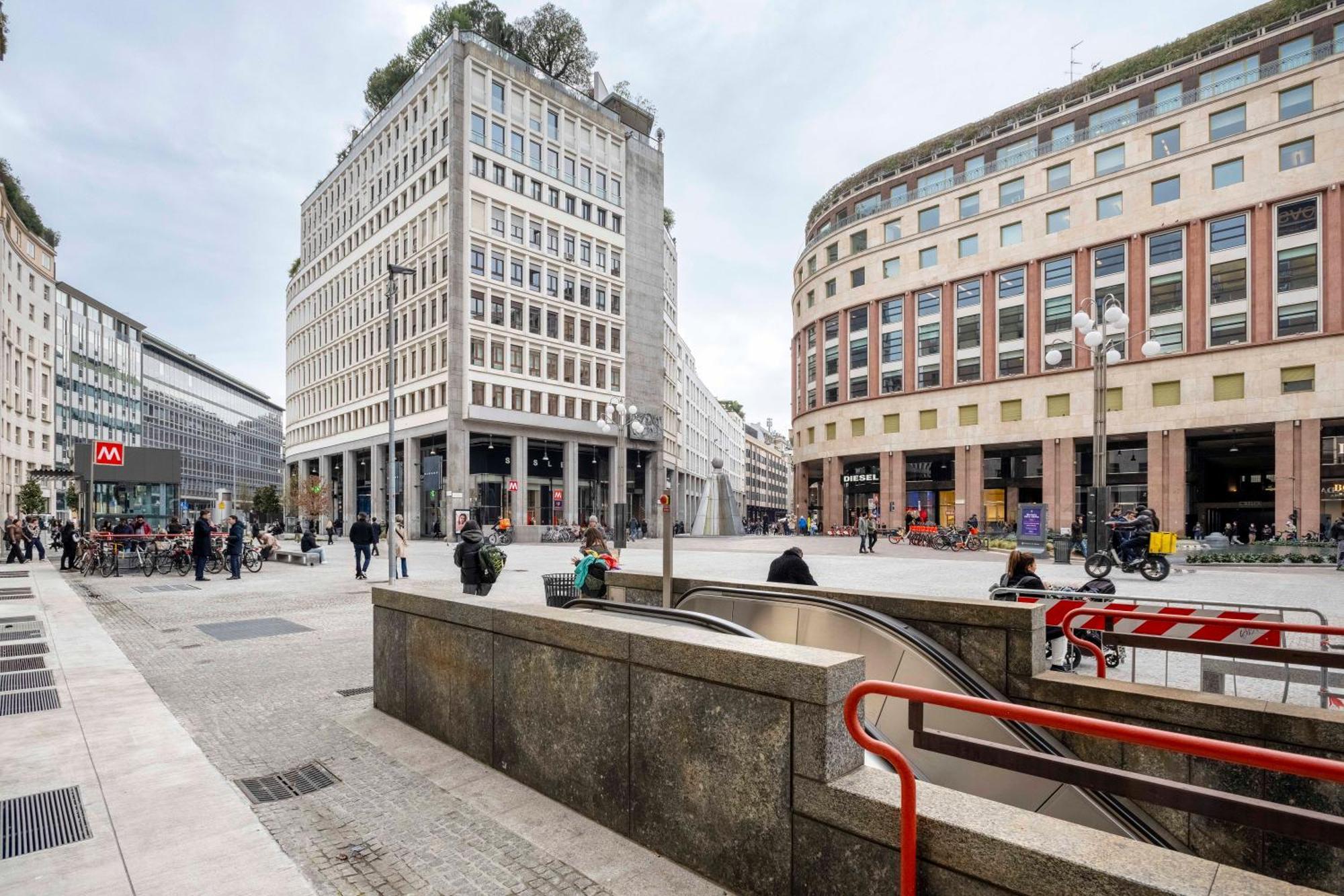 Elegant Brand New Near Duomo Mailand