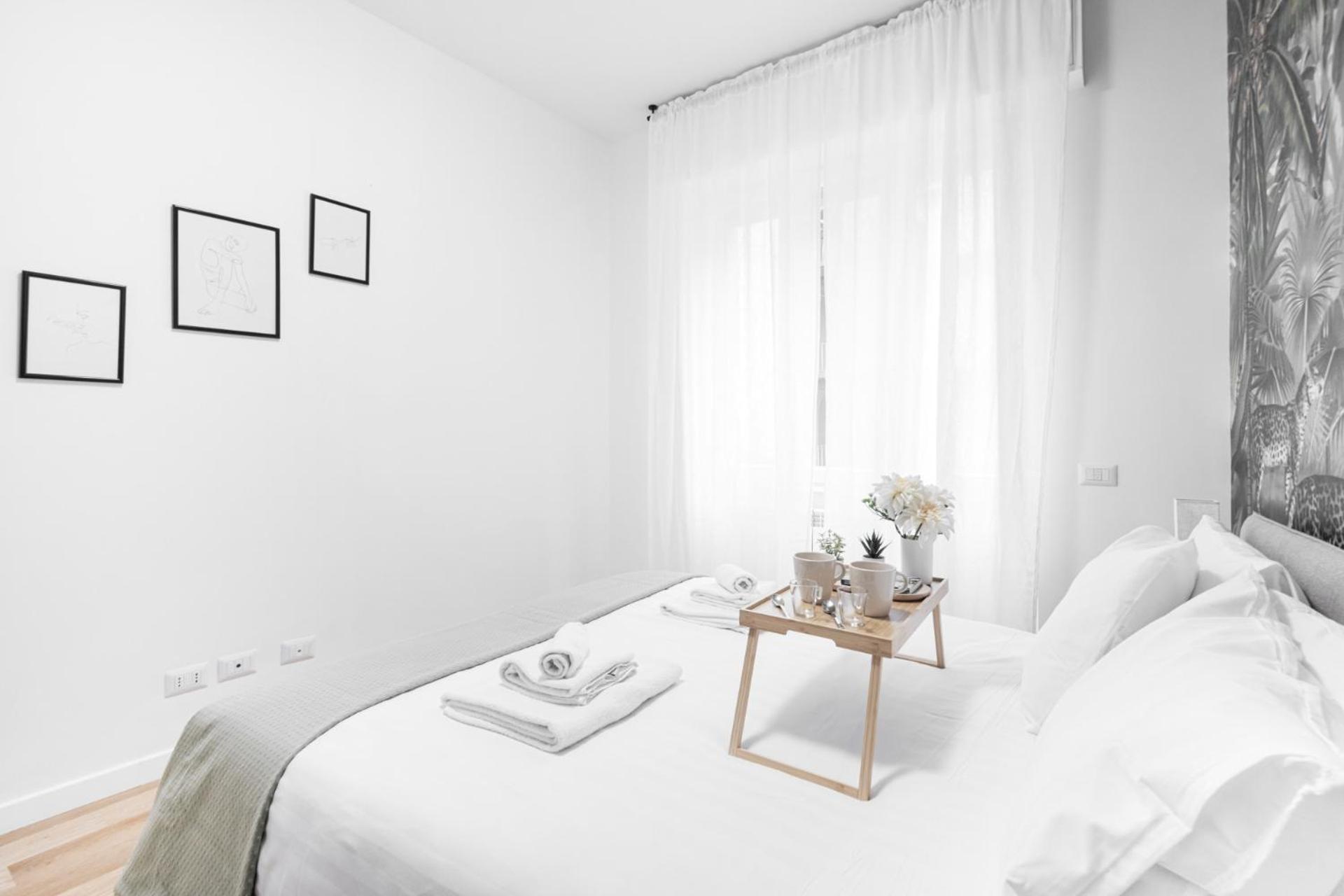 Appartement Easylife - Bellissimo Con Terrazzo Milaan