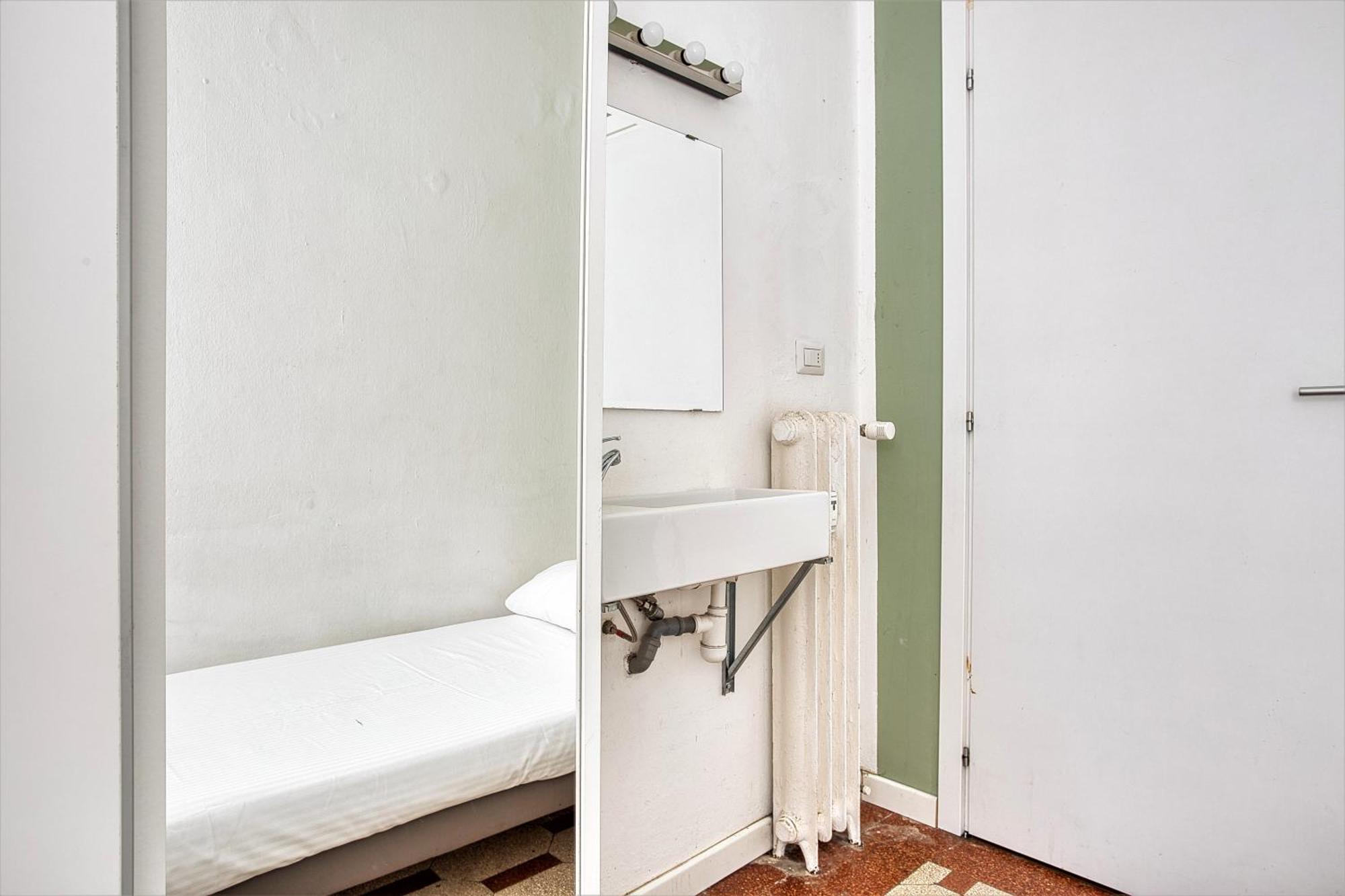 Joivy Mauri - Cosy Flats Near The Duomo * Milano