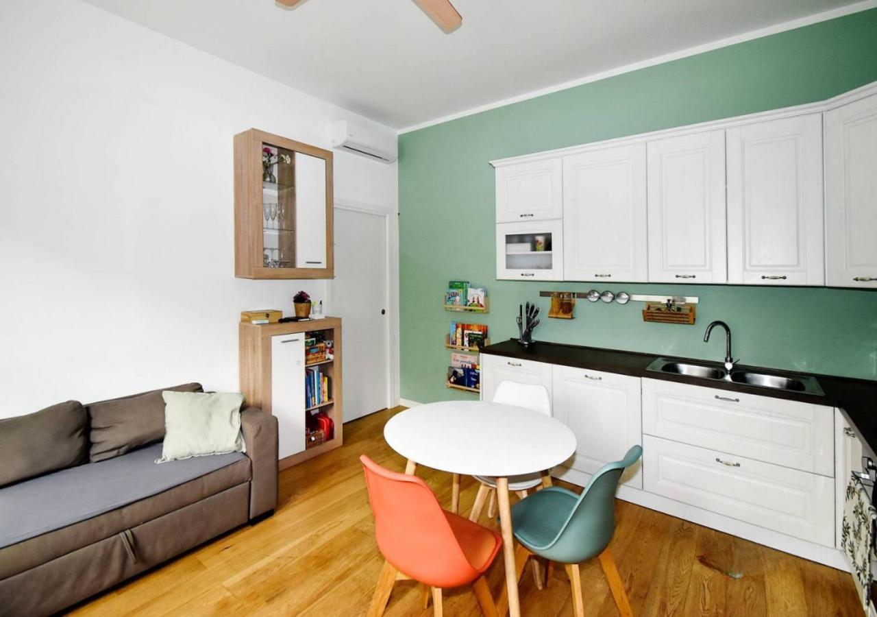 Metro Famagosta - Modern Free Wifi & Parking Apartment Milan