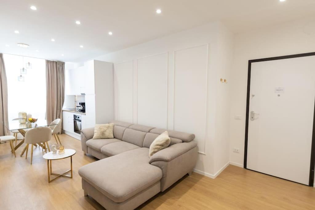 We - Prada Luxury Apartment