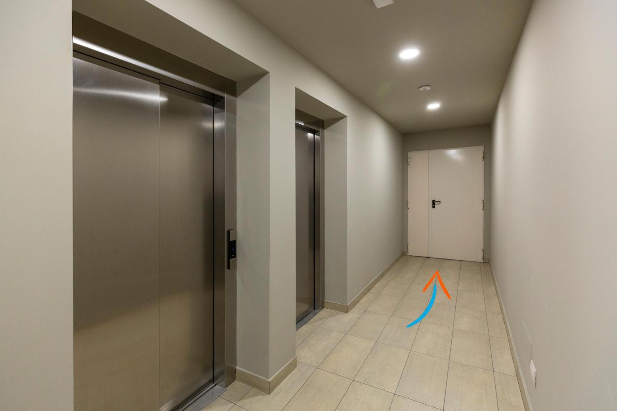 Apartment Terminal Tower 601 - San Cristoforo M4 *