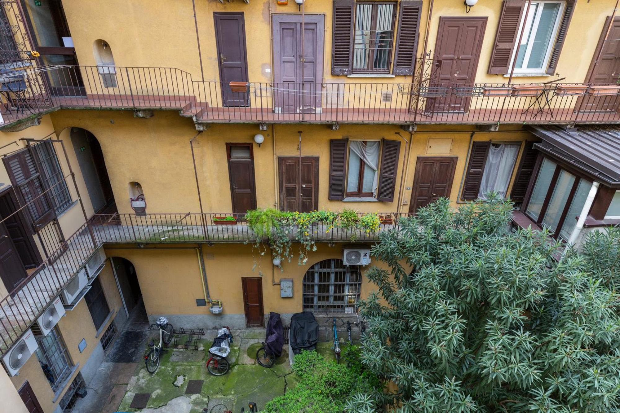 Titty House - Crocetta Leilighet