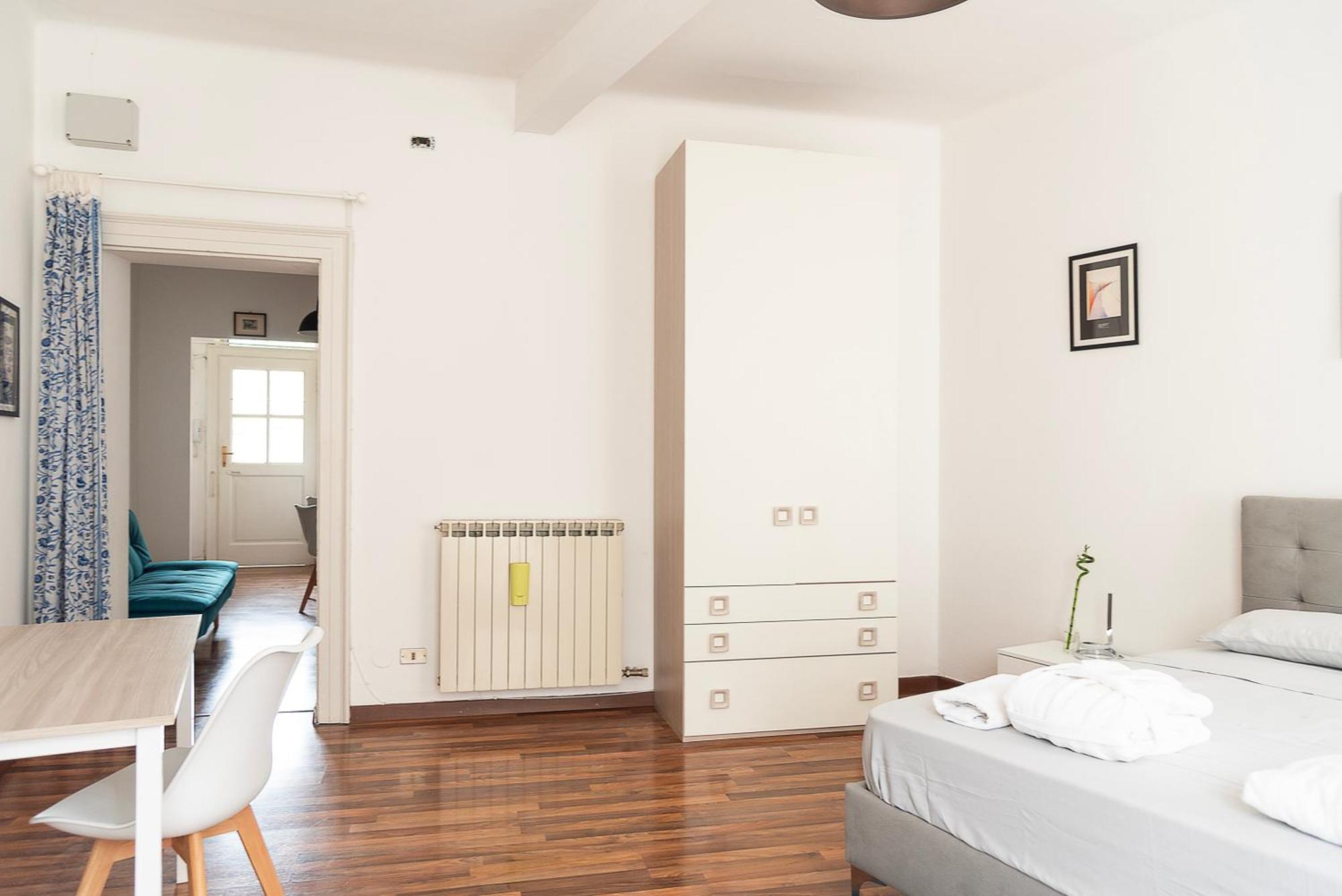 Casa Renoir 5 Minuti Da Duomo Apartment
