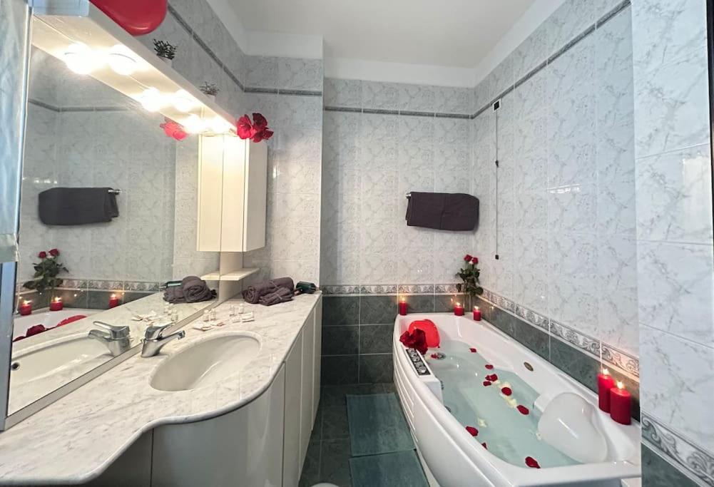 Jacuzzi-idrotherapy Duomo 5 Min Qcterme 100m Appartement