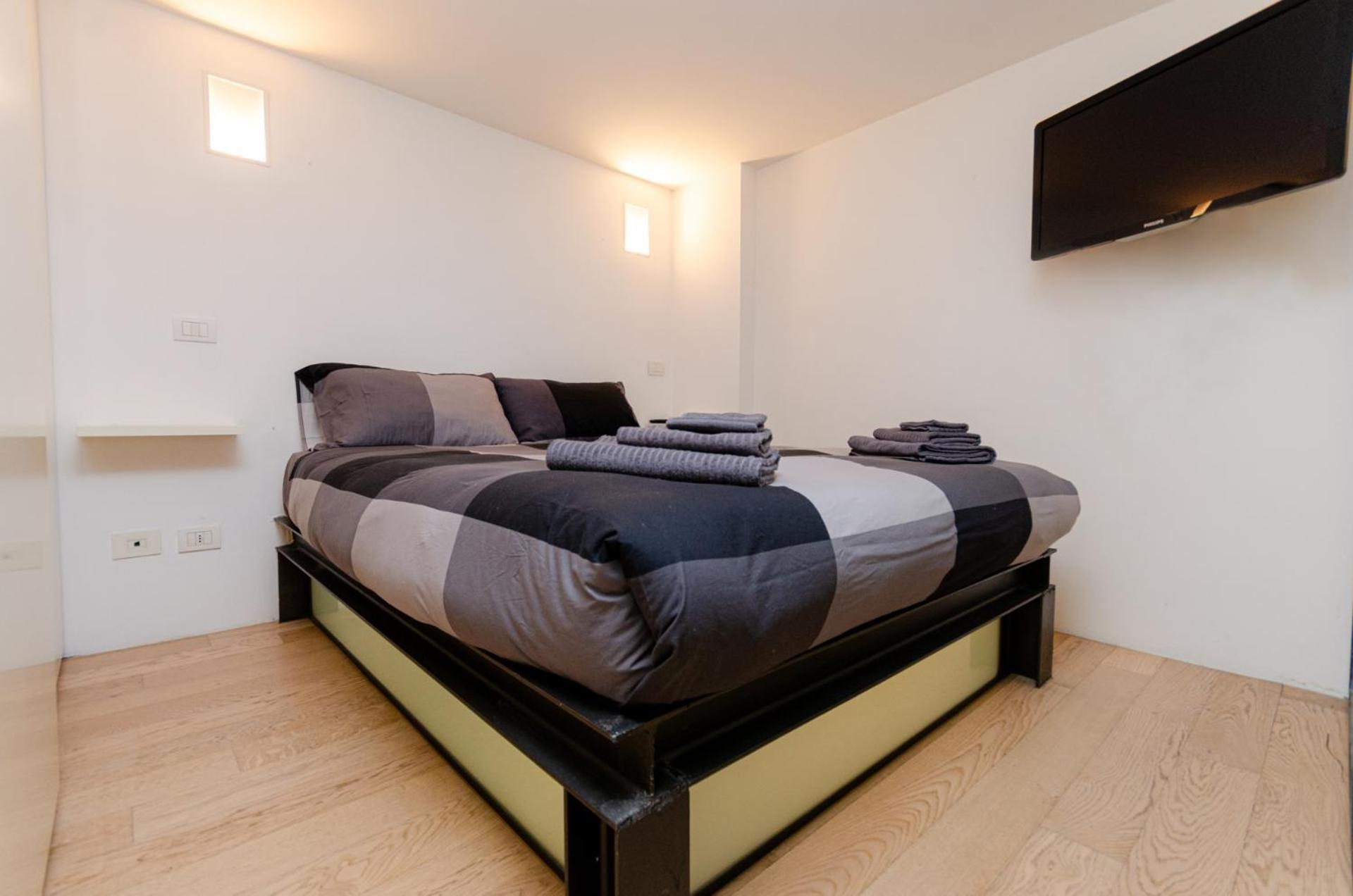 Apartment Vivimihome Loft Su Due Livelli Con Terrazzo Mailand