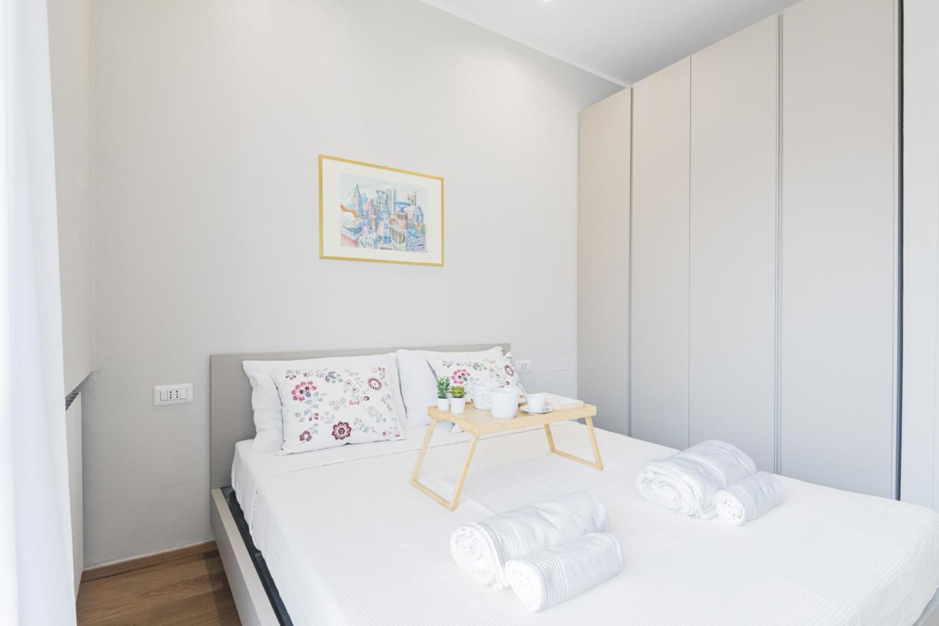 Easylife - In Pta Romana/policlinico Milan