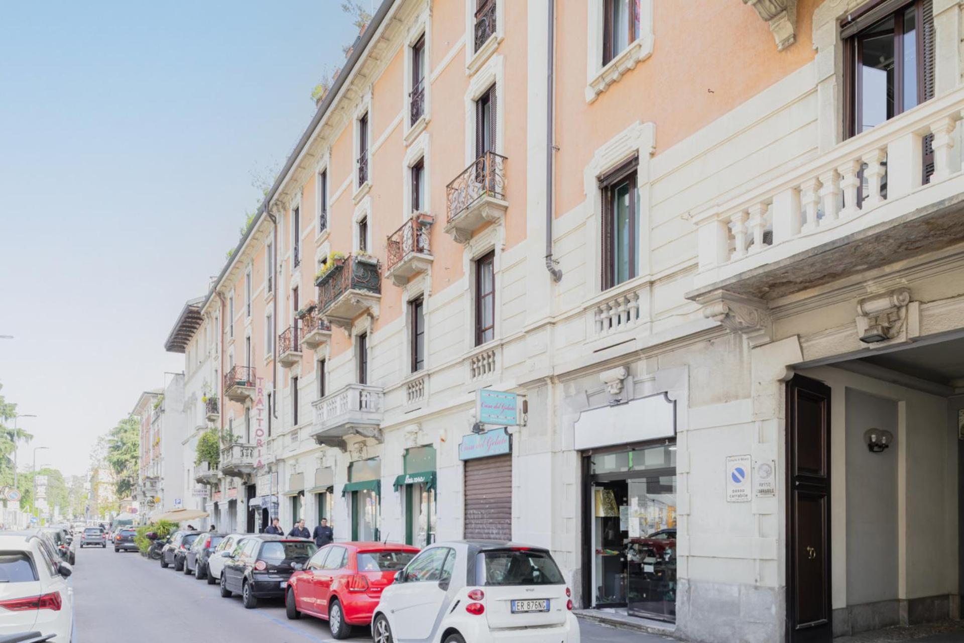 Easylife - In Pta Romana/policlinico