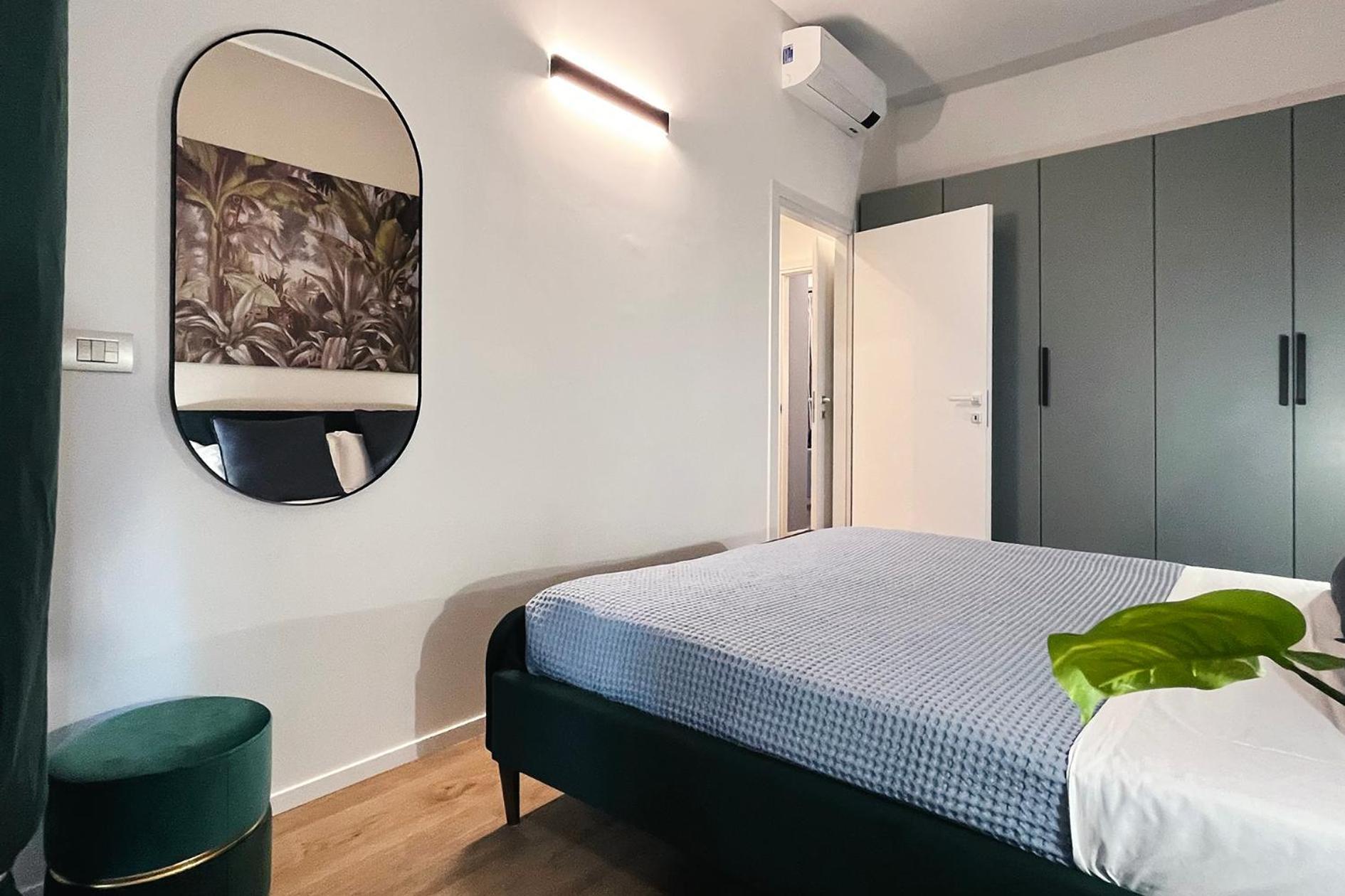 Charm Apartment *