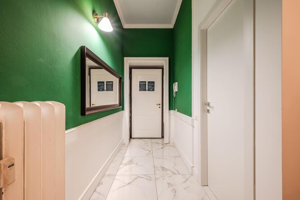 Centrale's Nest - Elegant Close To Station *