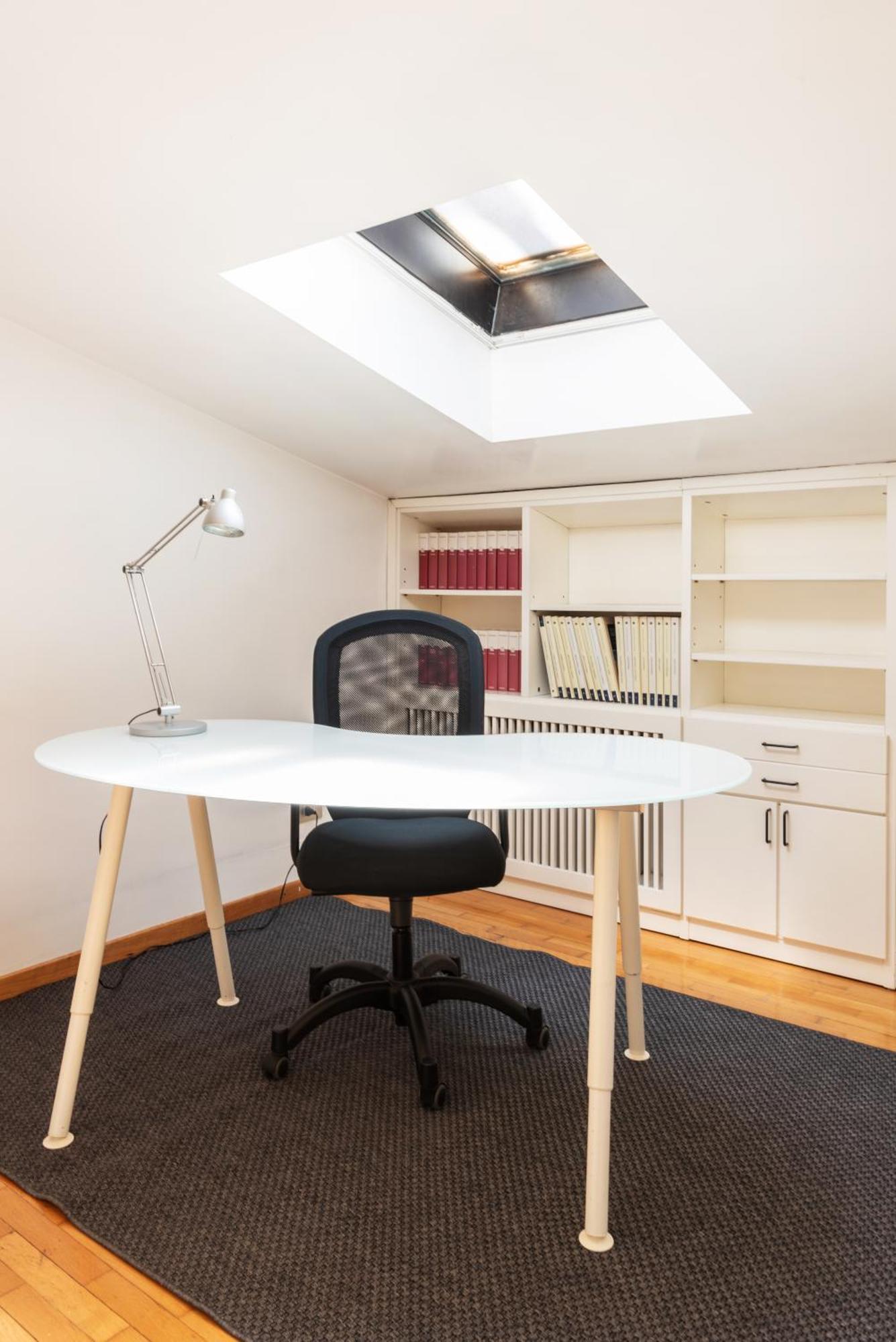 Appartamento Elegante Bilocale Con Postazione Lavoro San Babila *