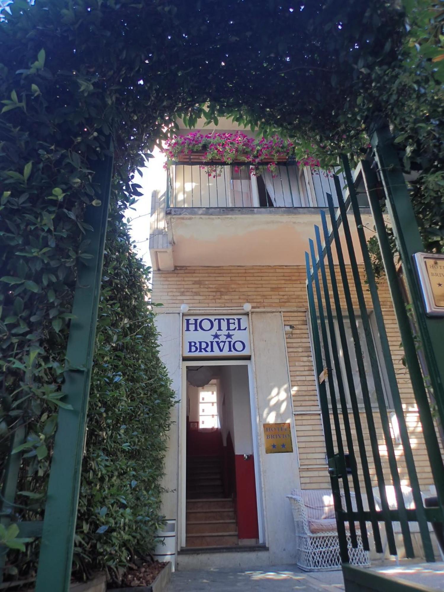 Brivio 2*
