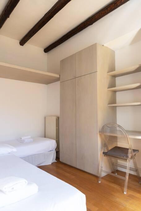 Youhosty - Nerino 10 Mailand