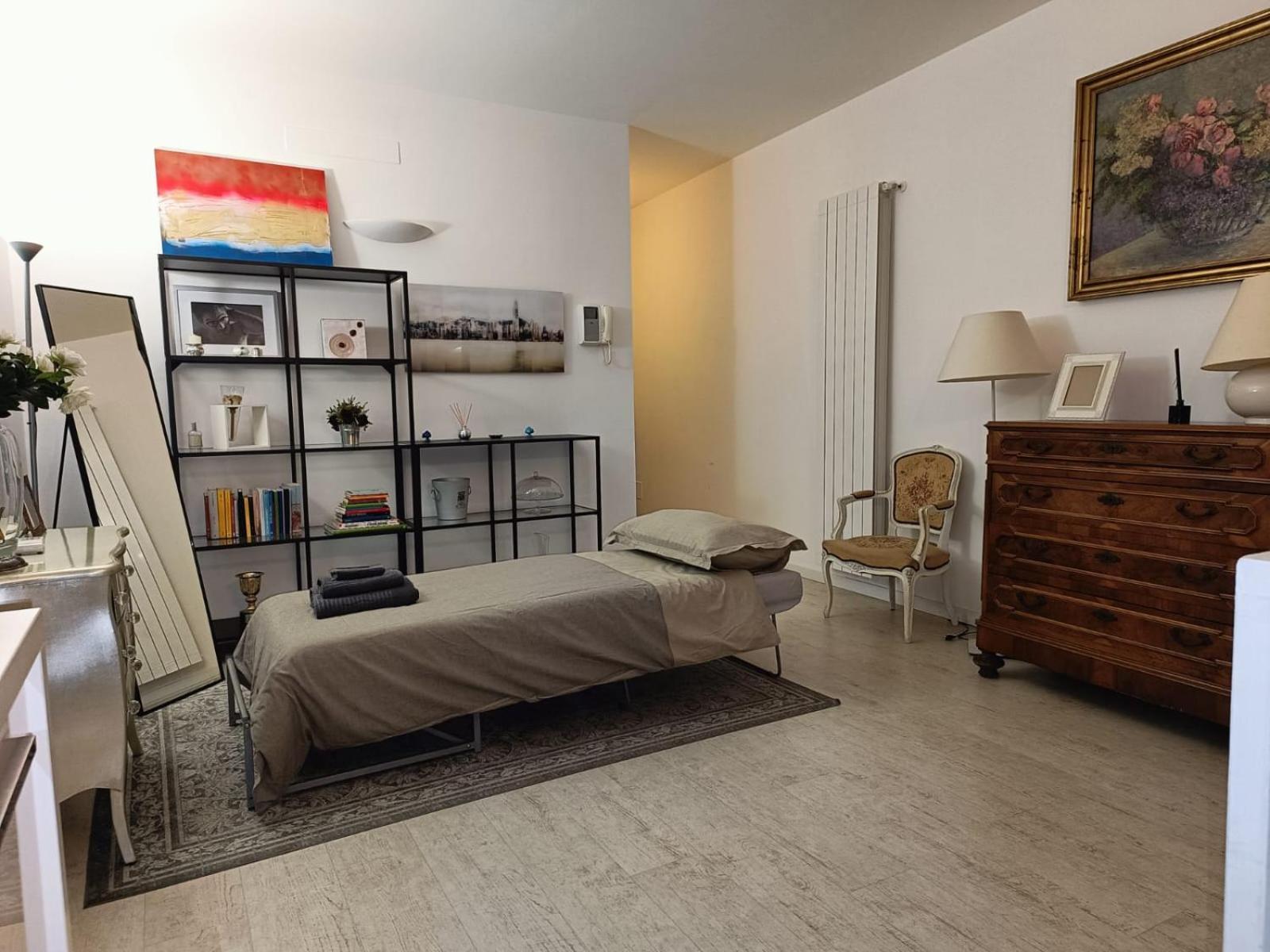 Apartment Yr - Dateo
