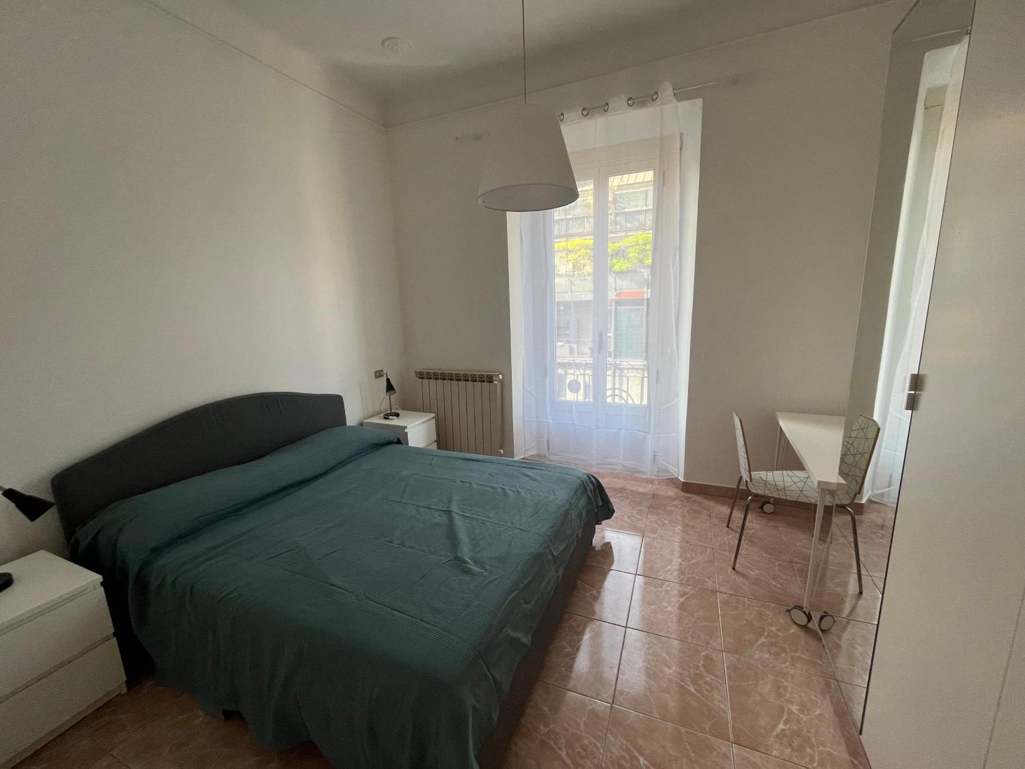 In Zona De Angeli, Apartment Milan
