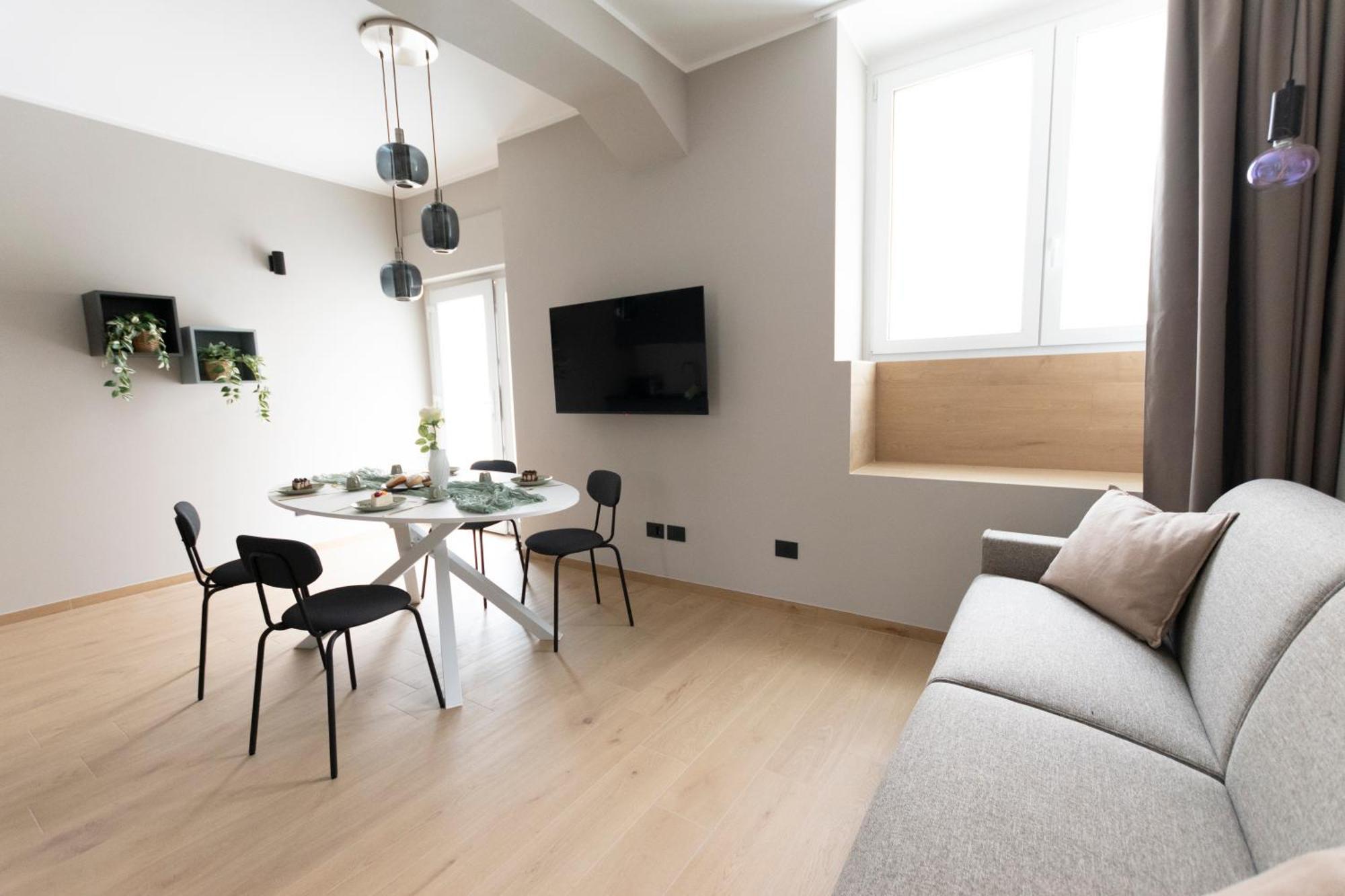 Ihost Luxury -free Parking- Plana 6 * Mailand