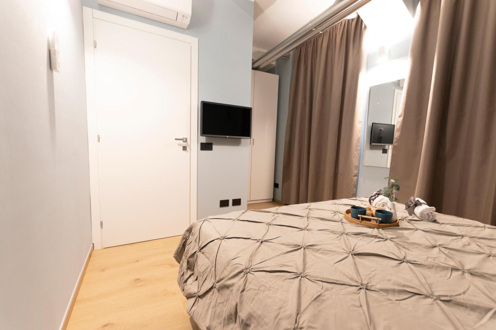 Ihost Luxury -free Parking- Plana 6 * Mailand