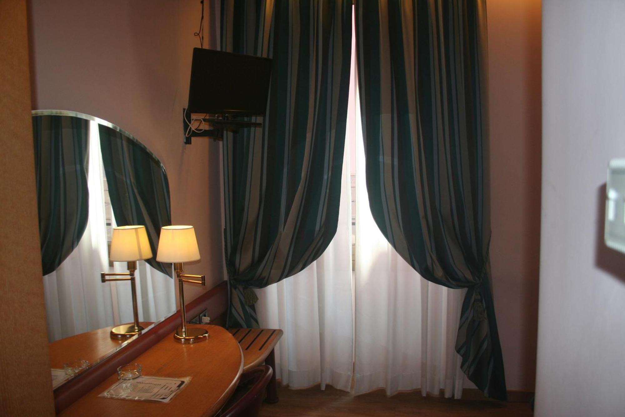 Hotel Albert Hotel 3*