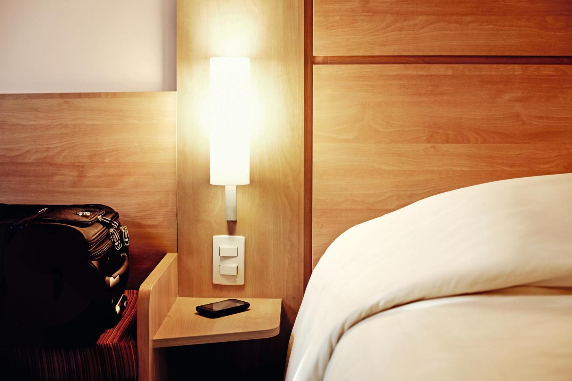 Ibis Ca' Granda Hotel 3*