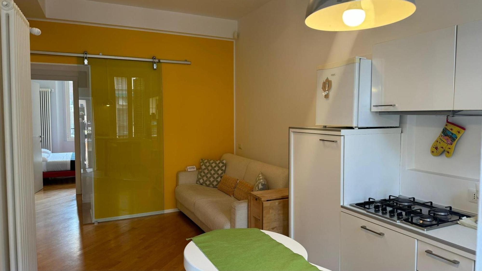 Apartment Travelers' House - Metro M4 - Linate - Citta Studi
