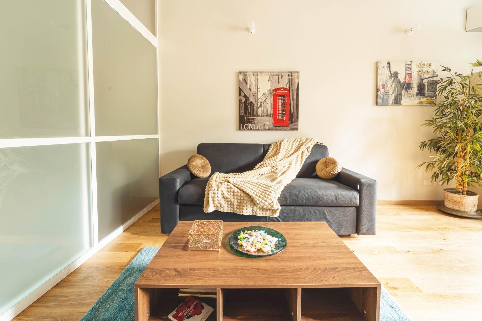 We - Monte Altissimo House - *