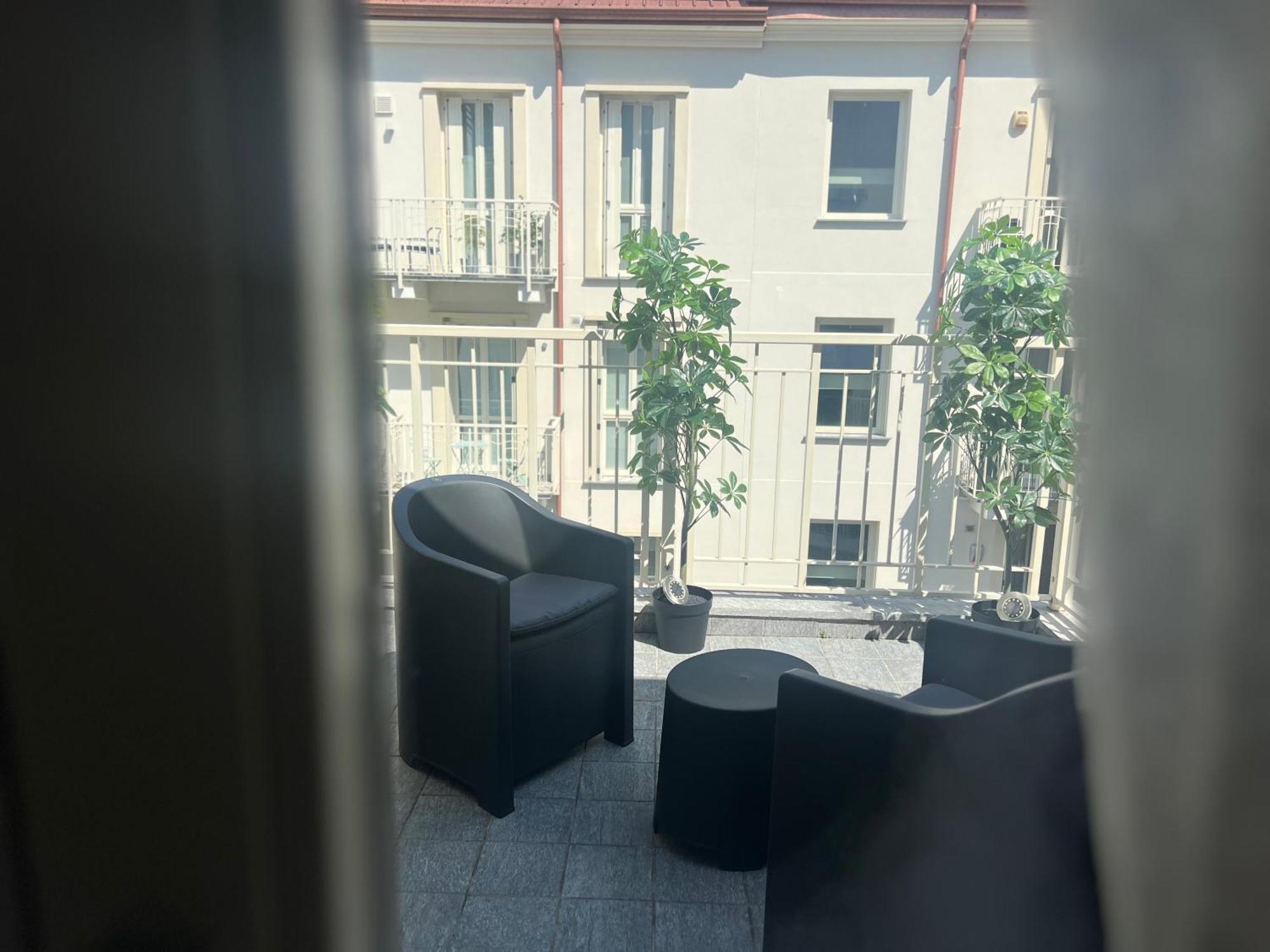 Regina In Melegnano - Wifi, Breakfast Box And Terrace Lejlighed *
