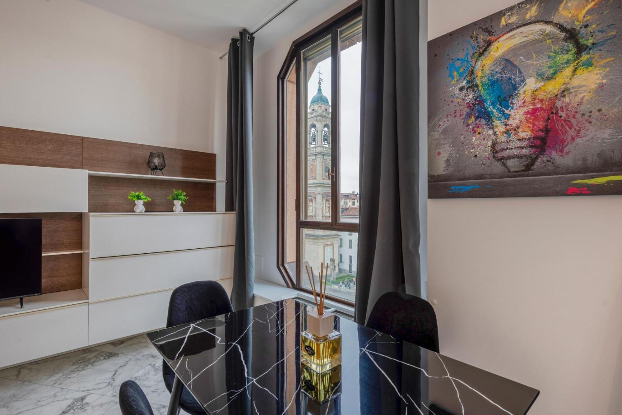 Apartment Royal - Duomo Santo Stefano Mailand